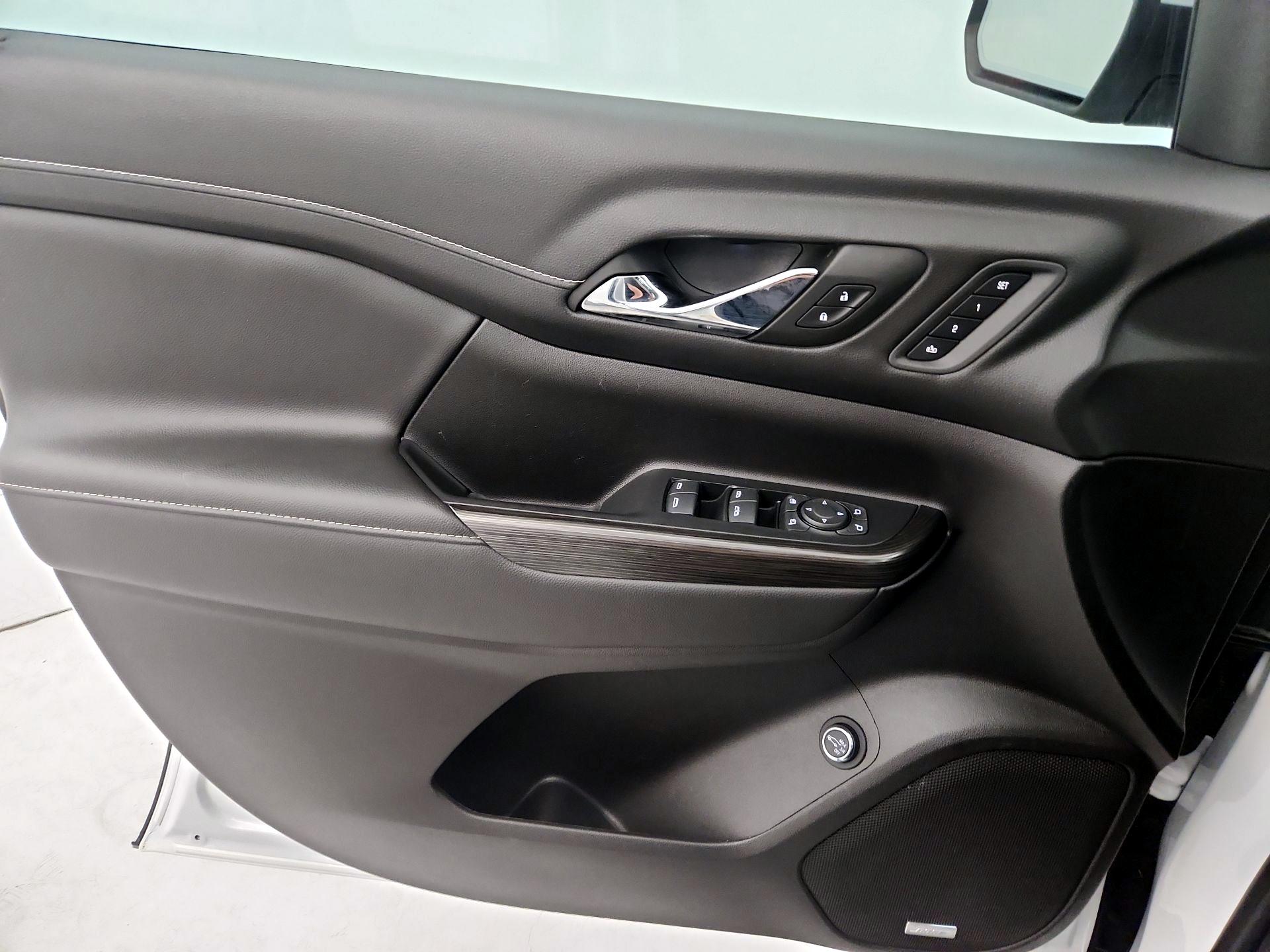 Thumbnail: 2023 GMC Acadia - 12
