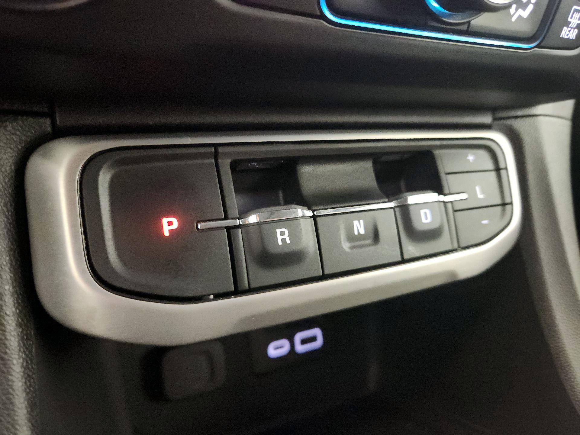 Thumbnail: 2023 GMC Acadia - 17