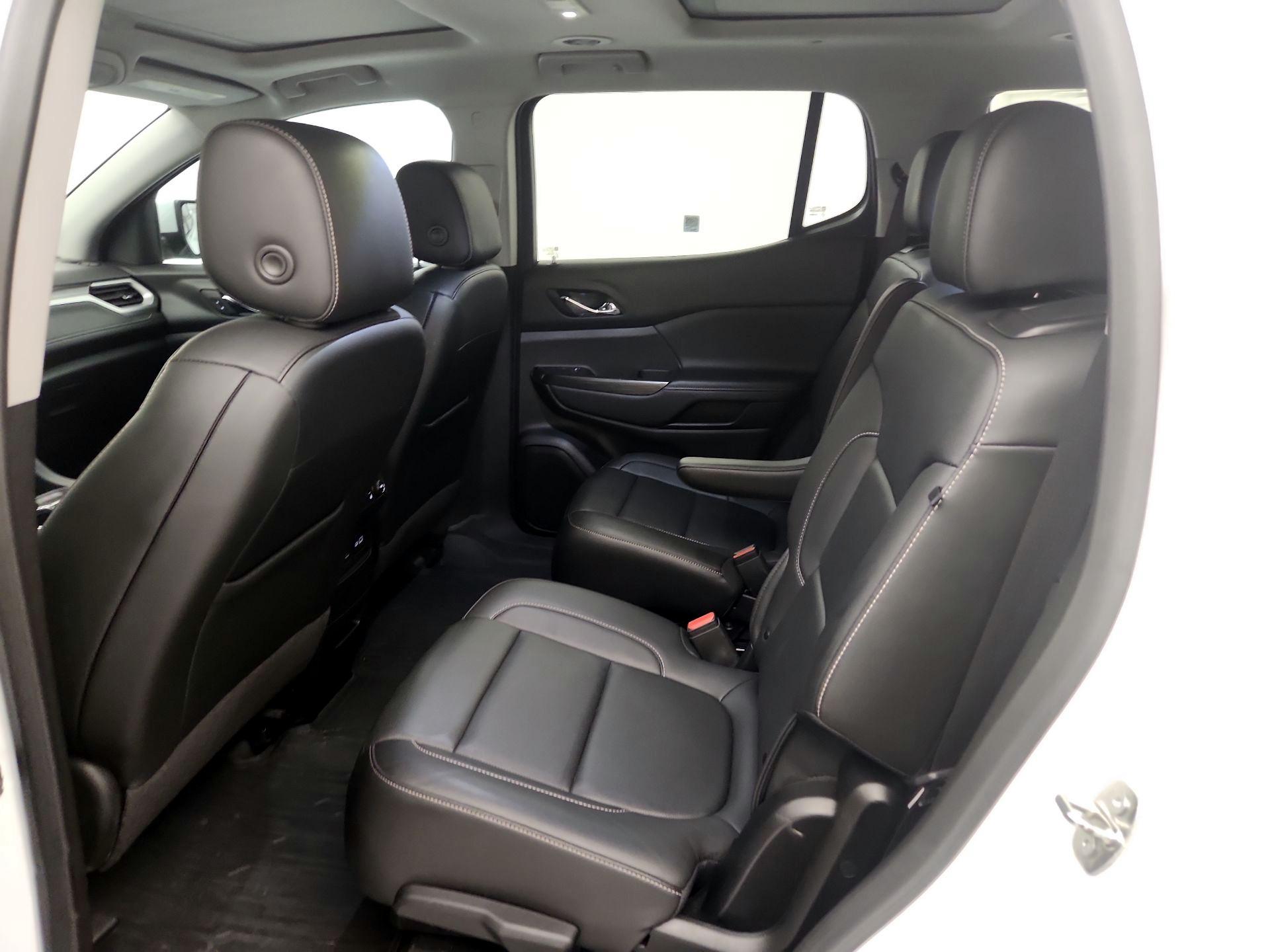 Thumbnail: 2023 GMC Acadia - 20