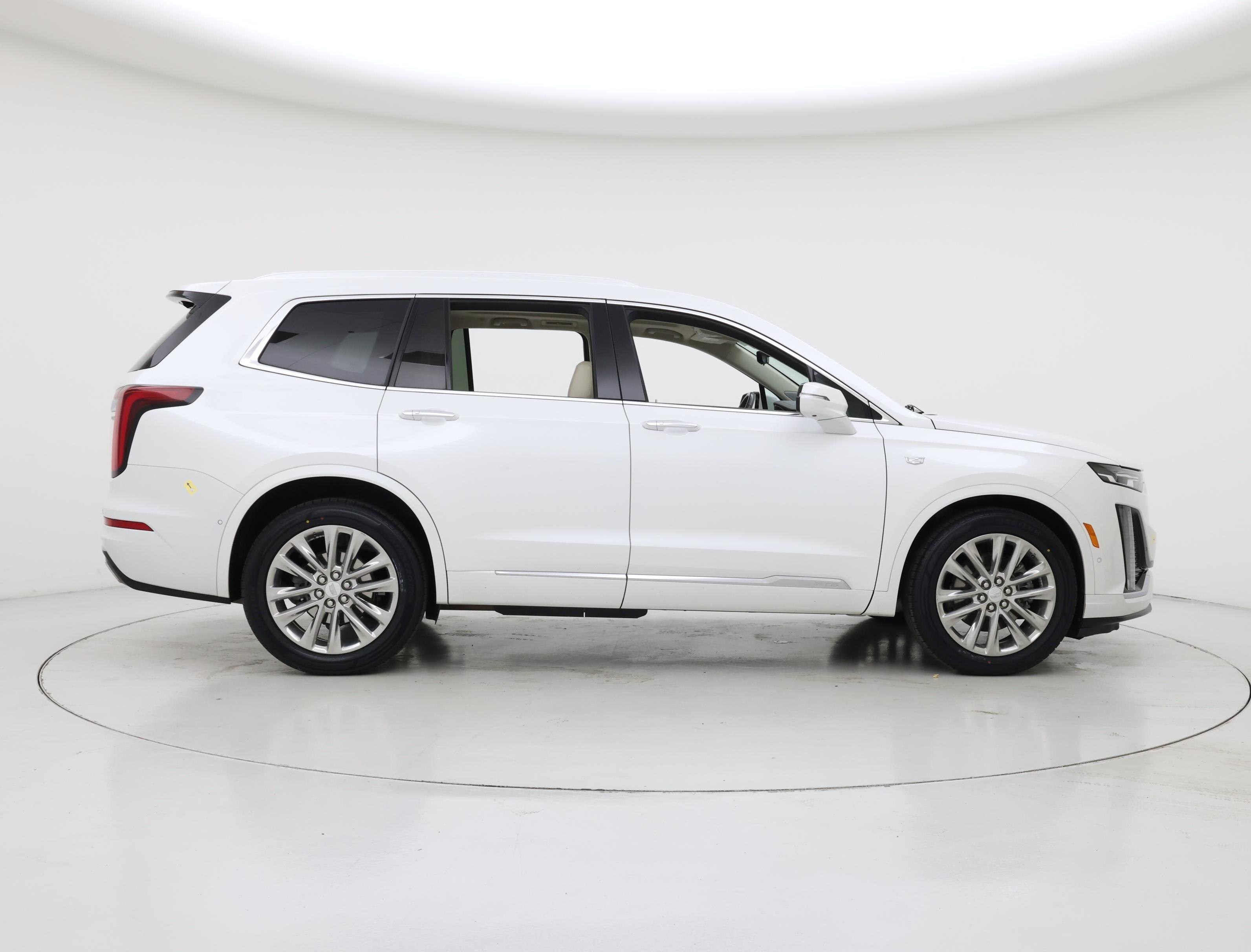 Thumbnail: 2021 Cadillac XT6 - 7