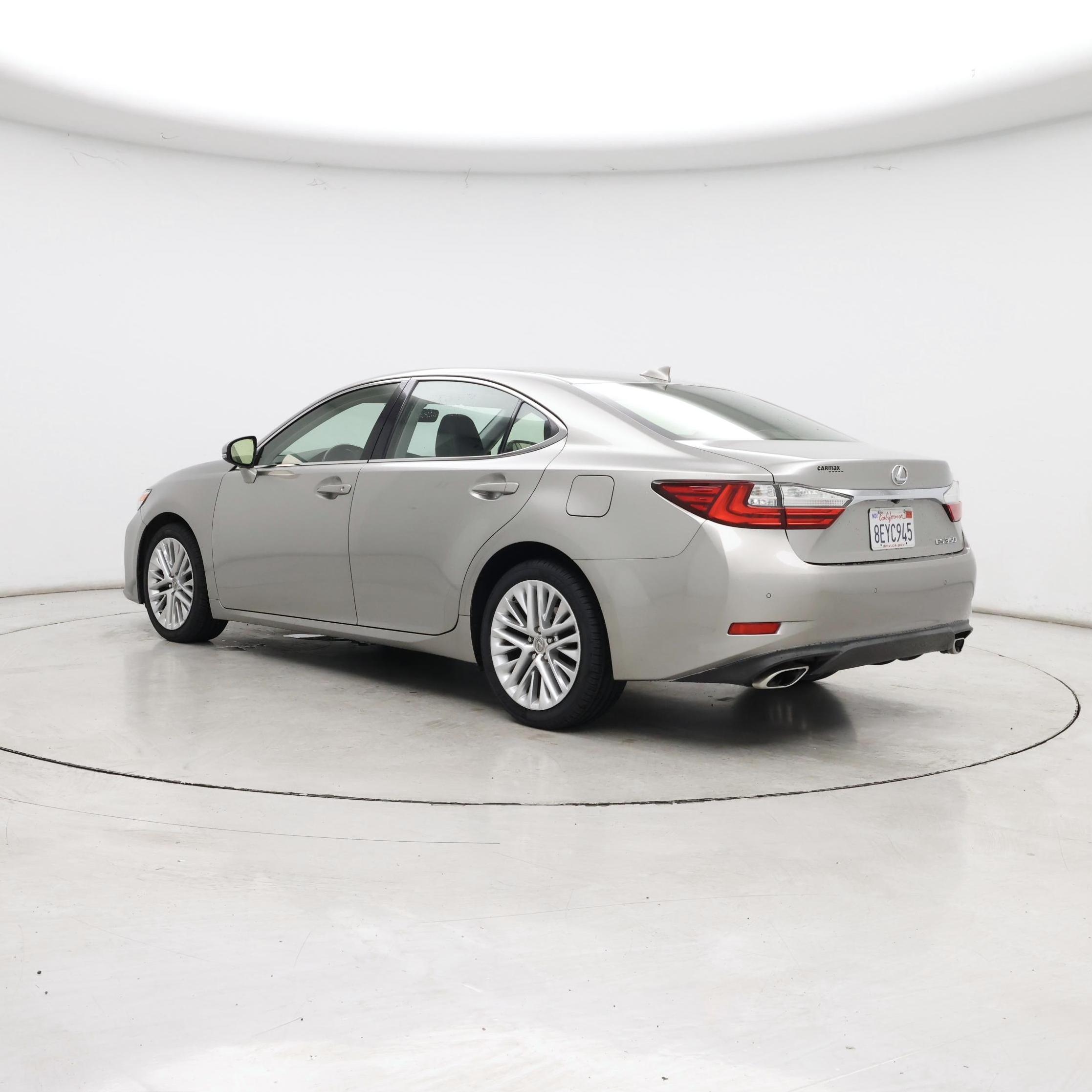 Thumbnail: 2016 Lexus ES - 2