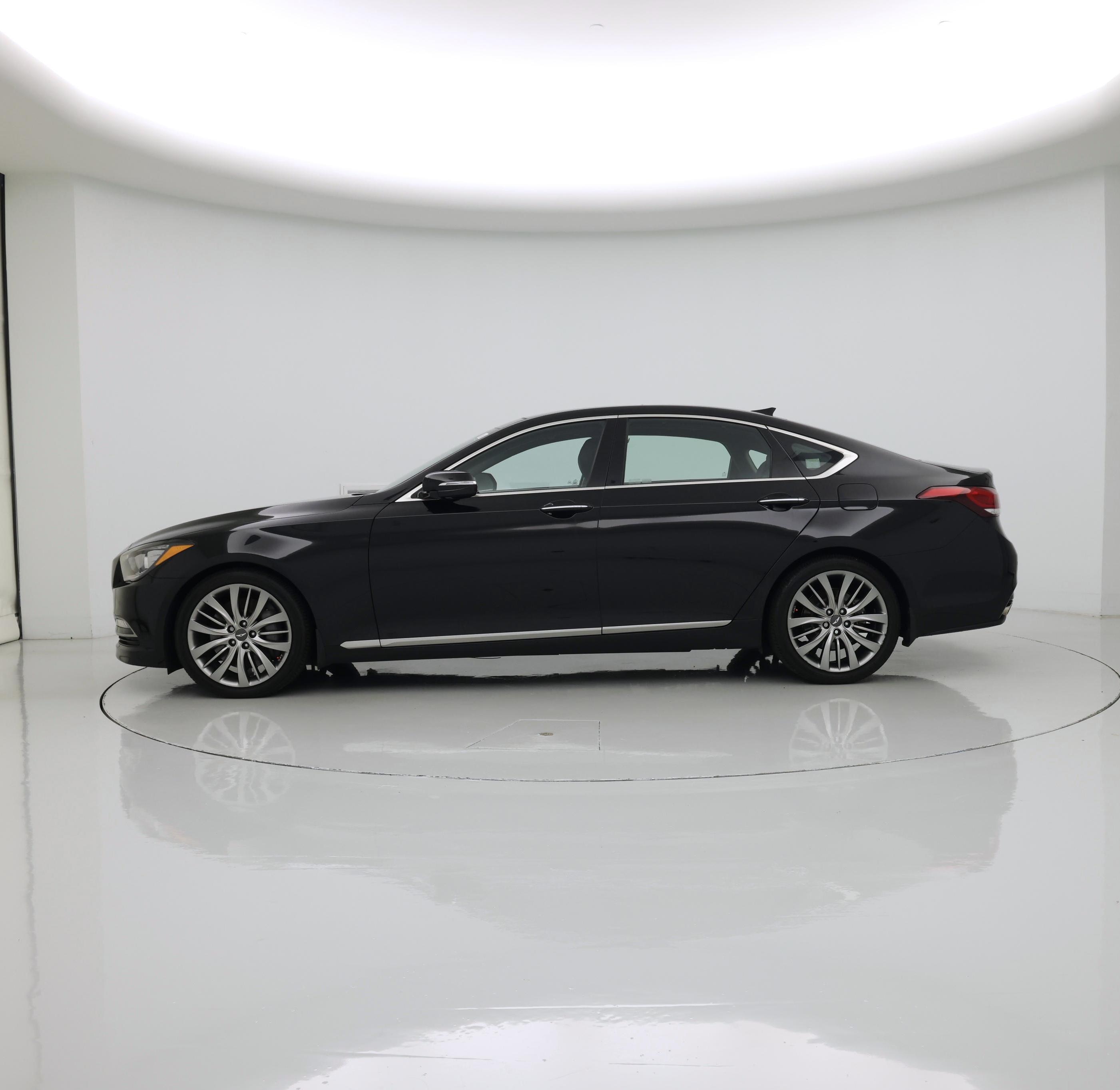 Thumbnail: 2015 Hyundai Genesis - 3