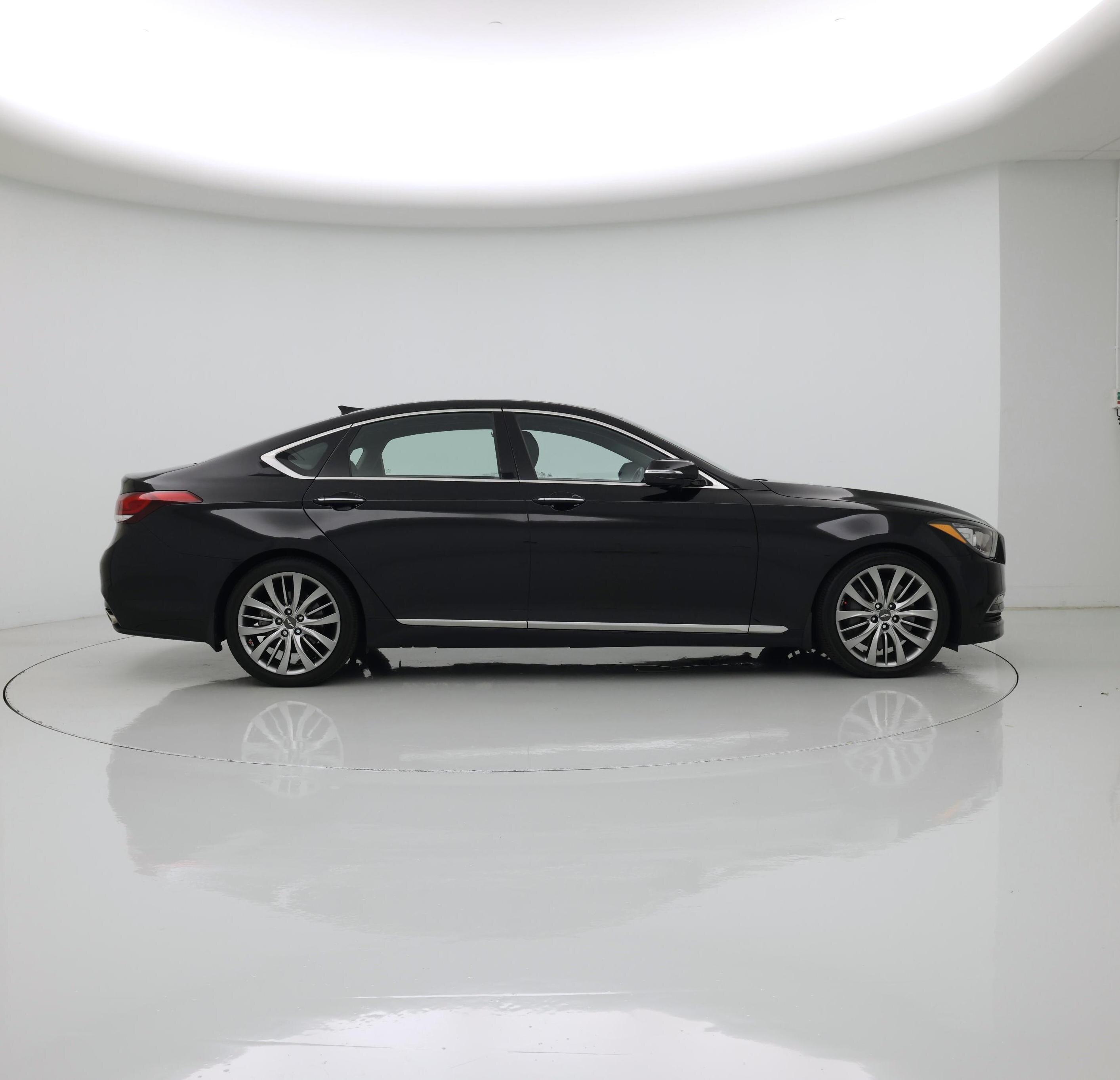 Thumbnail: 2015 Hyundai Genesis - 7