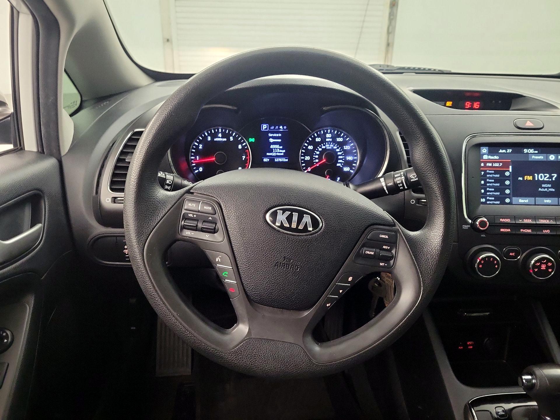 Thumbnail: 2018 Kia Forte - 10