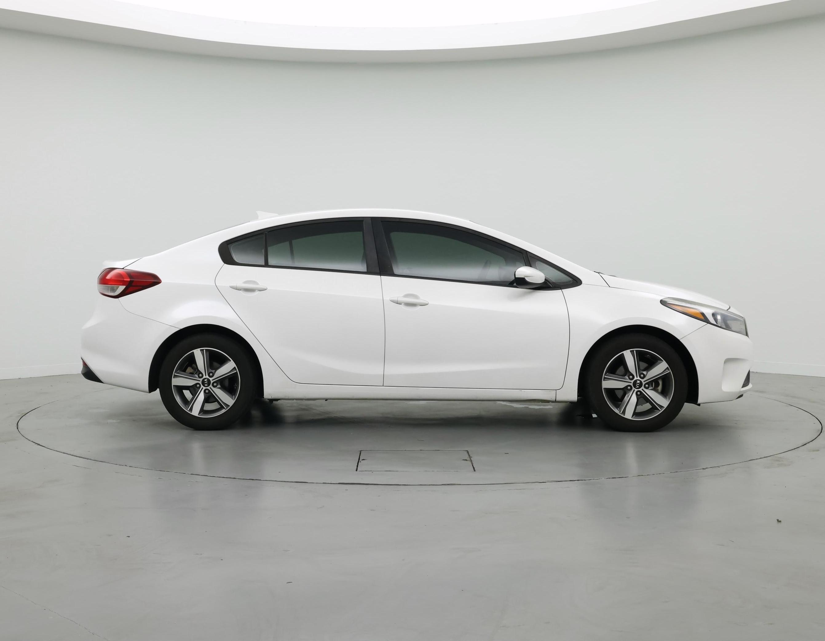 Thumbnail: 2018 Kia Forte - 7
