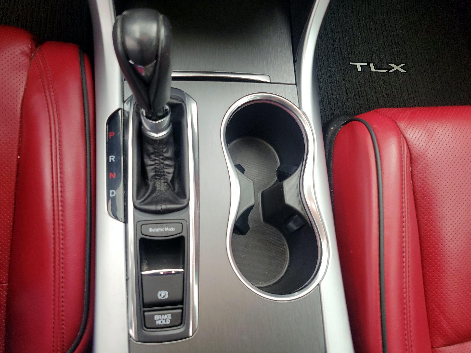 Thumbnail: 2019 Acura TLX - 18