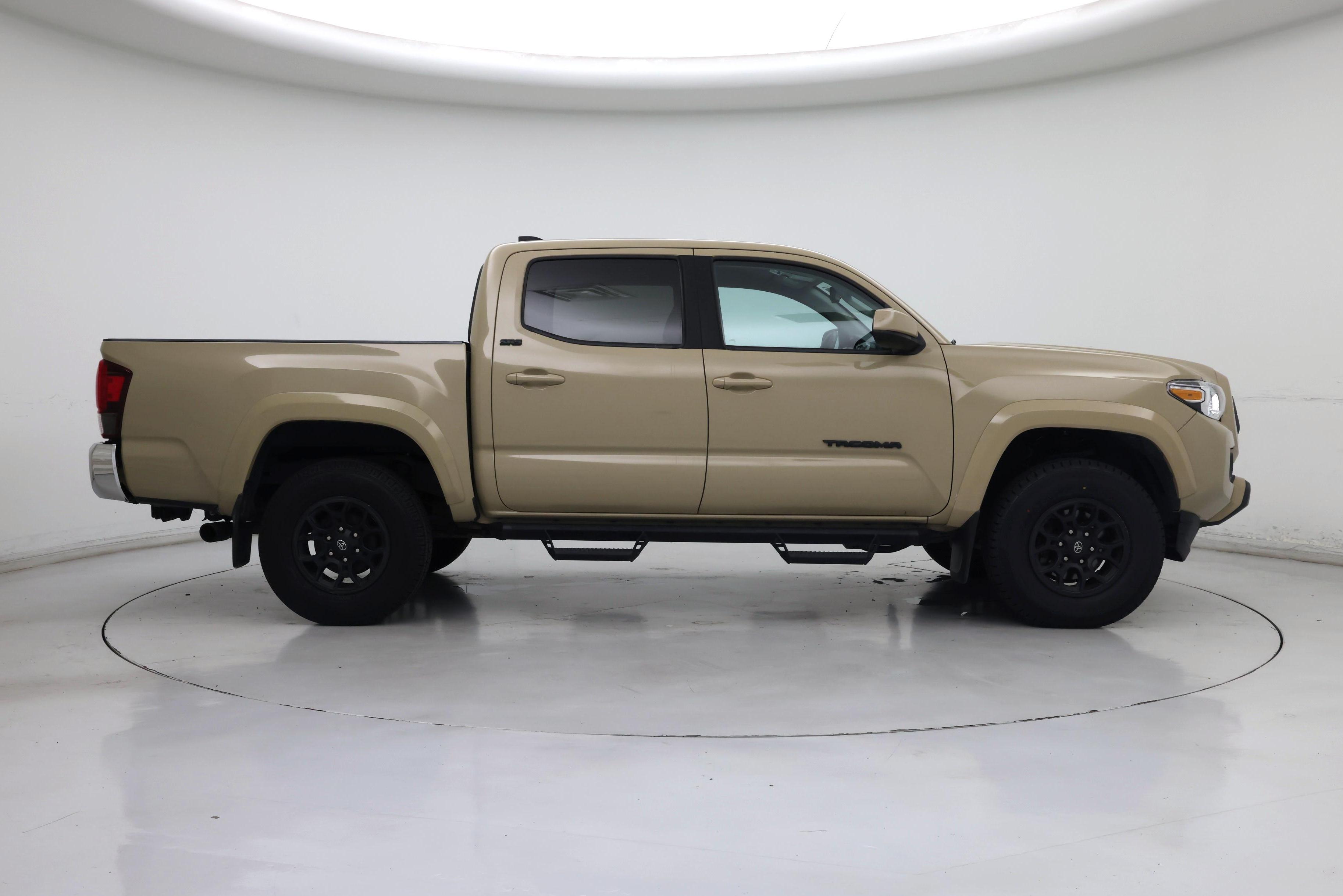 Thumbnail: 2020 Toyota Tacoma - 7