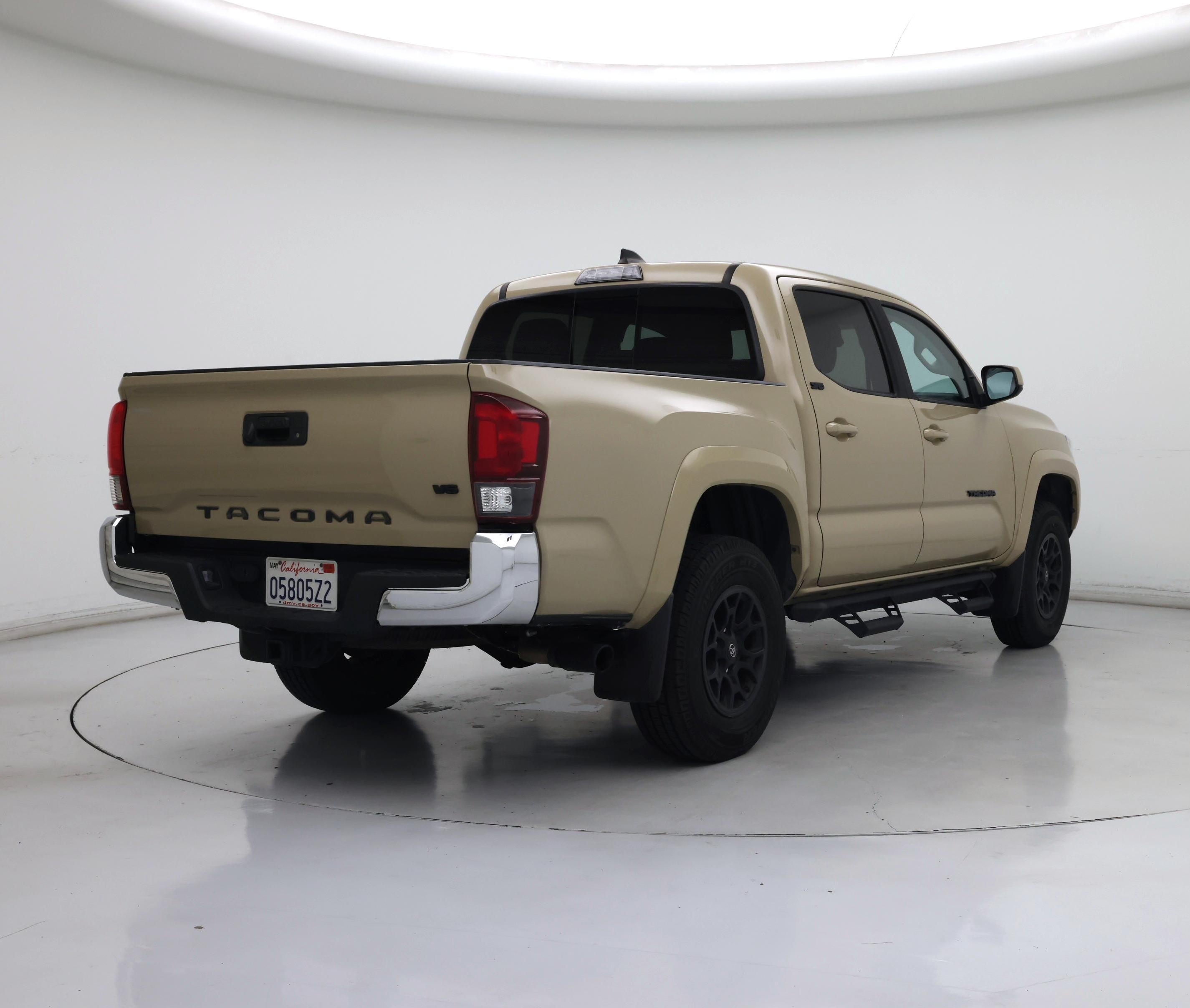 Thumbnail: 2020 Toyota Tacoma - 8