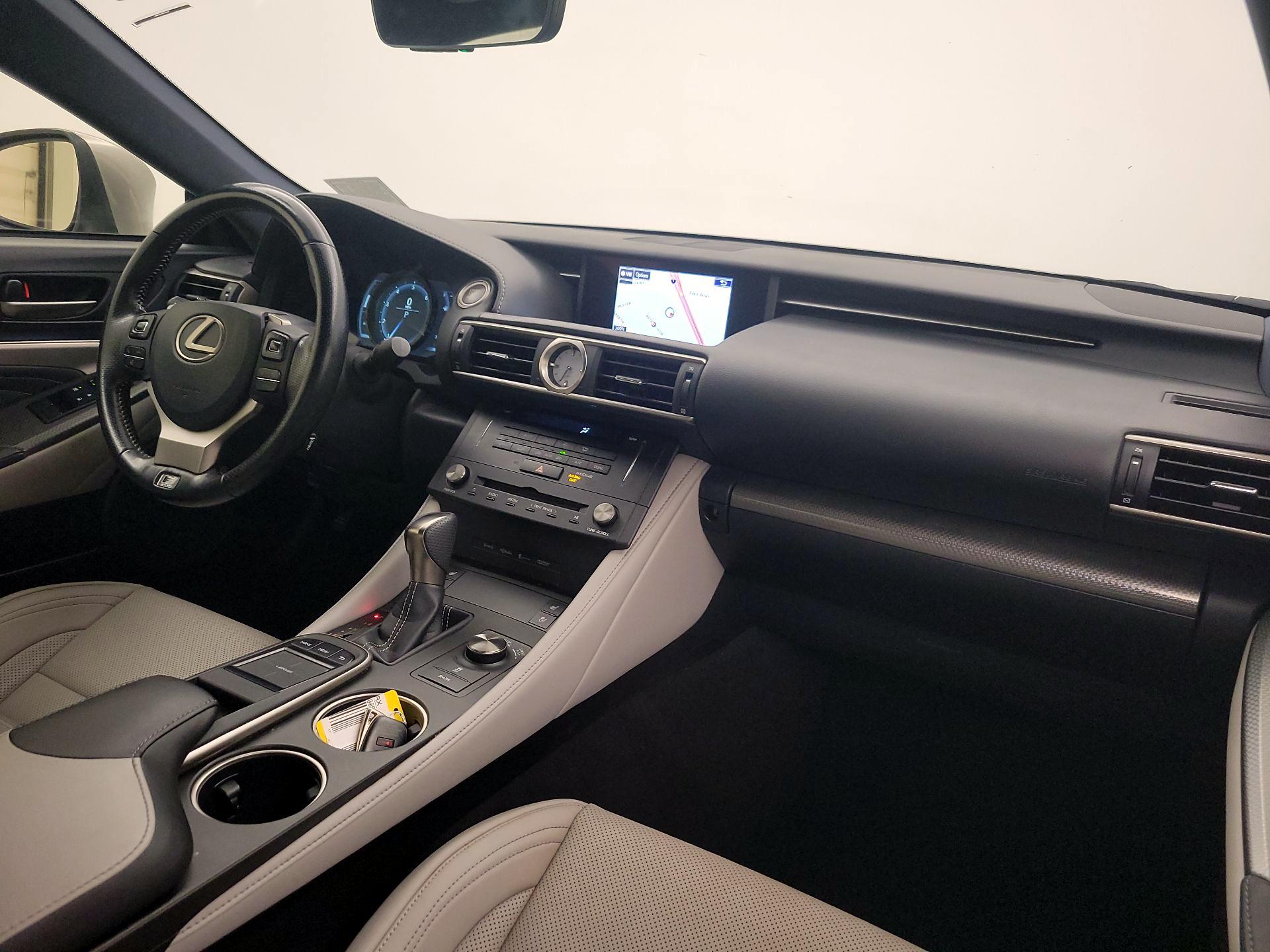 Thumbnail: 2017 Lexus RC - 9