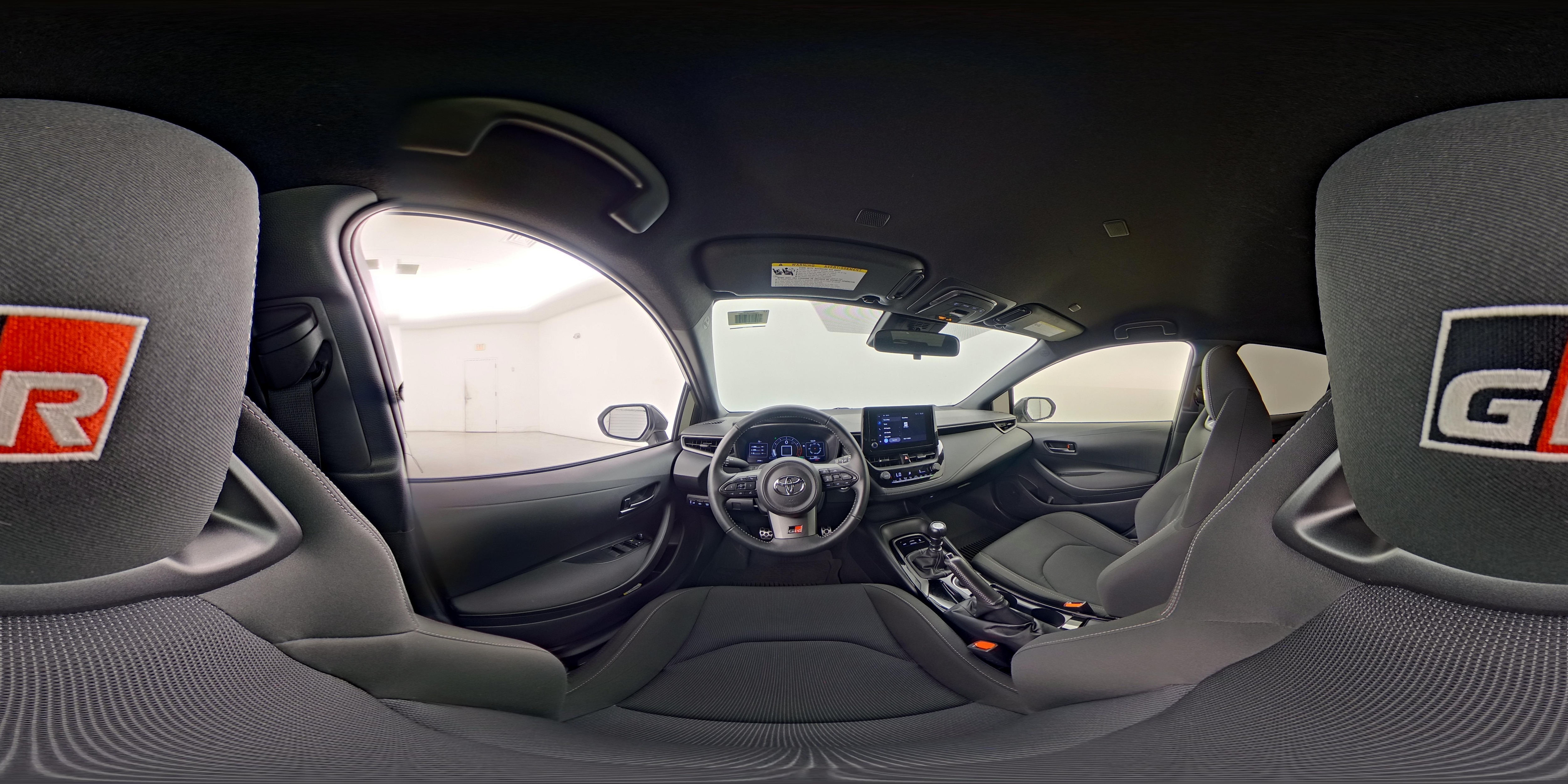 2025 Toyota GR Corolla Core - Photo 26