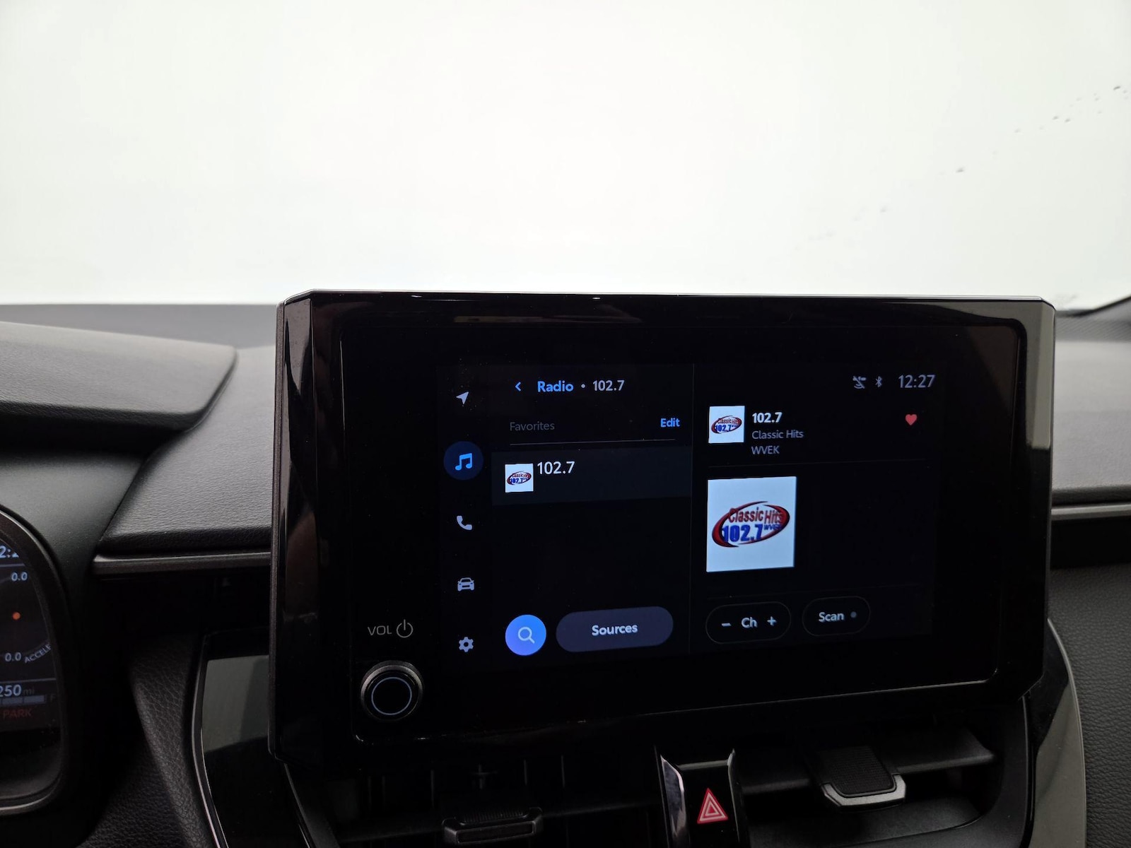 2025 Toyota GR Corolla Core - Photo 16