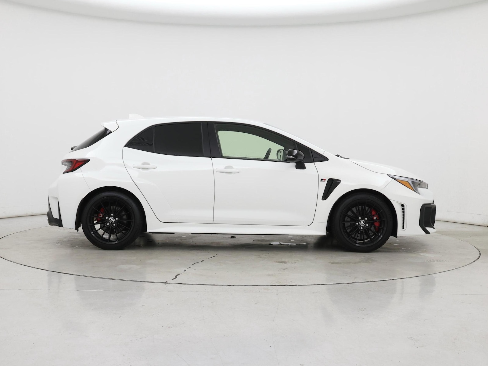 2025 Toyota GR Corolla Core - Photo 8
