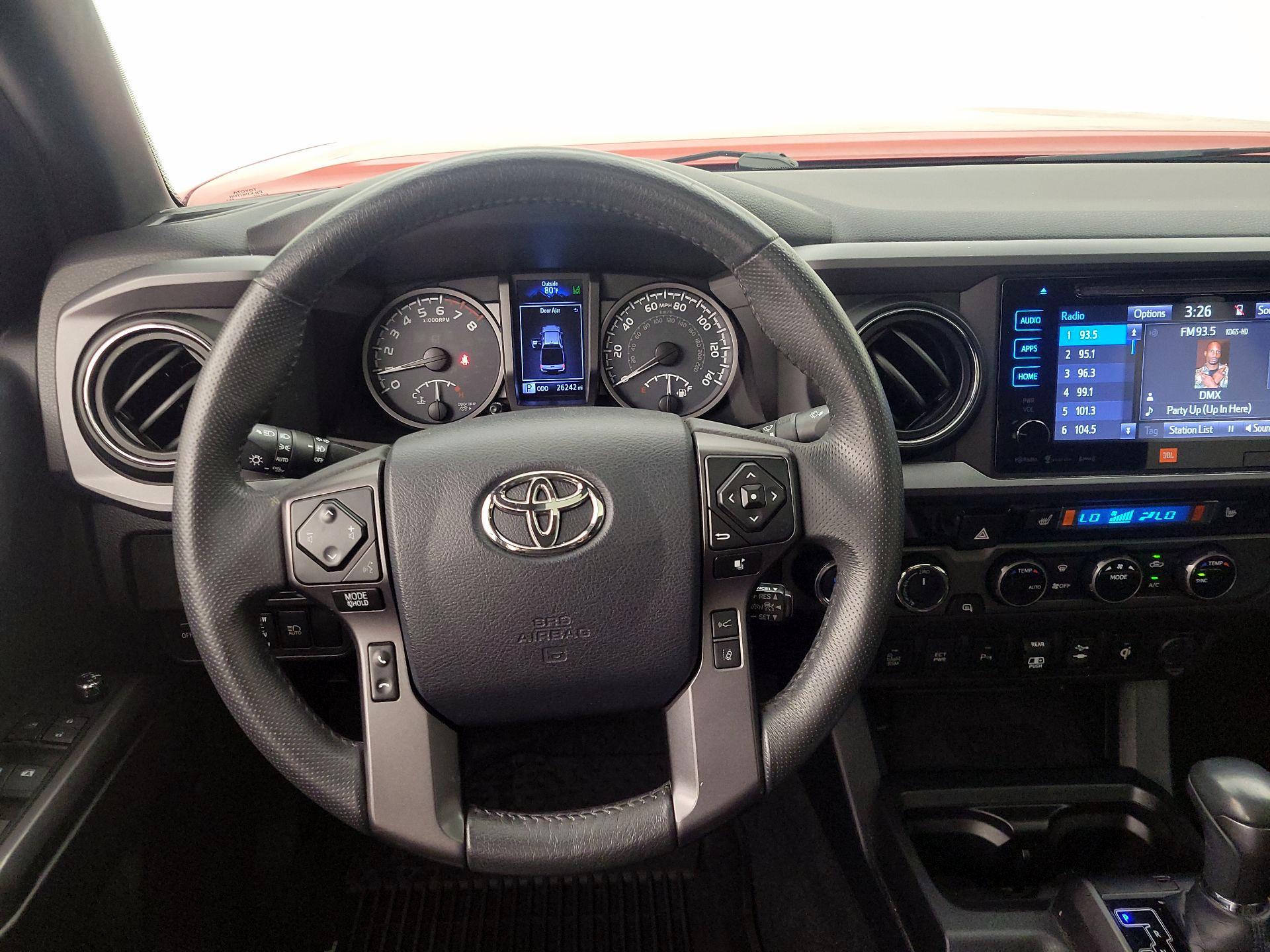 Thumbnail: 2018 Toyota Tacoma - 10