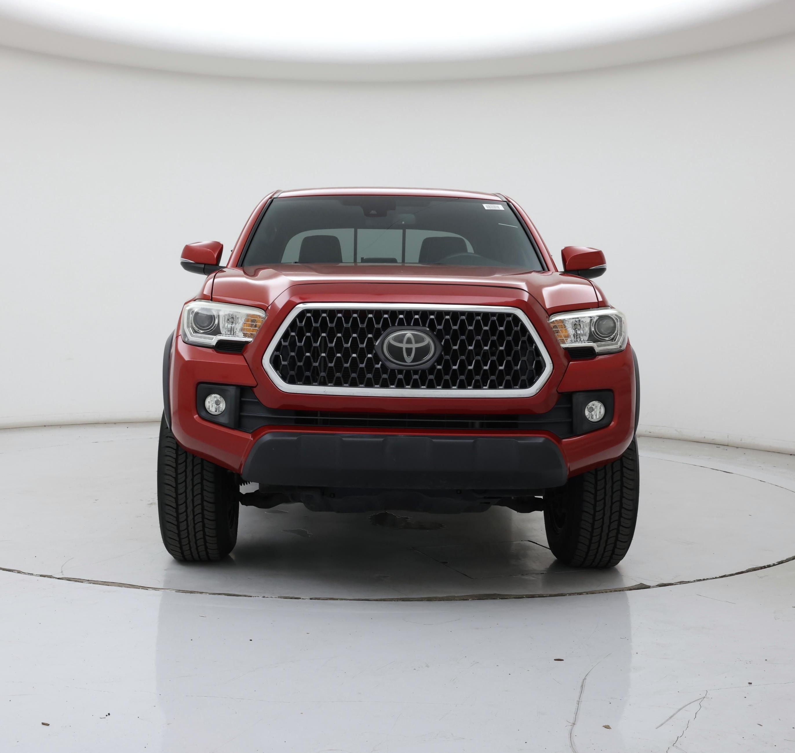 Thumbnail: 2018 Toyota Tacoma - 5