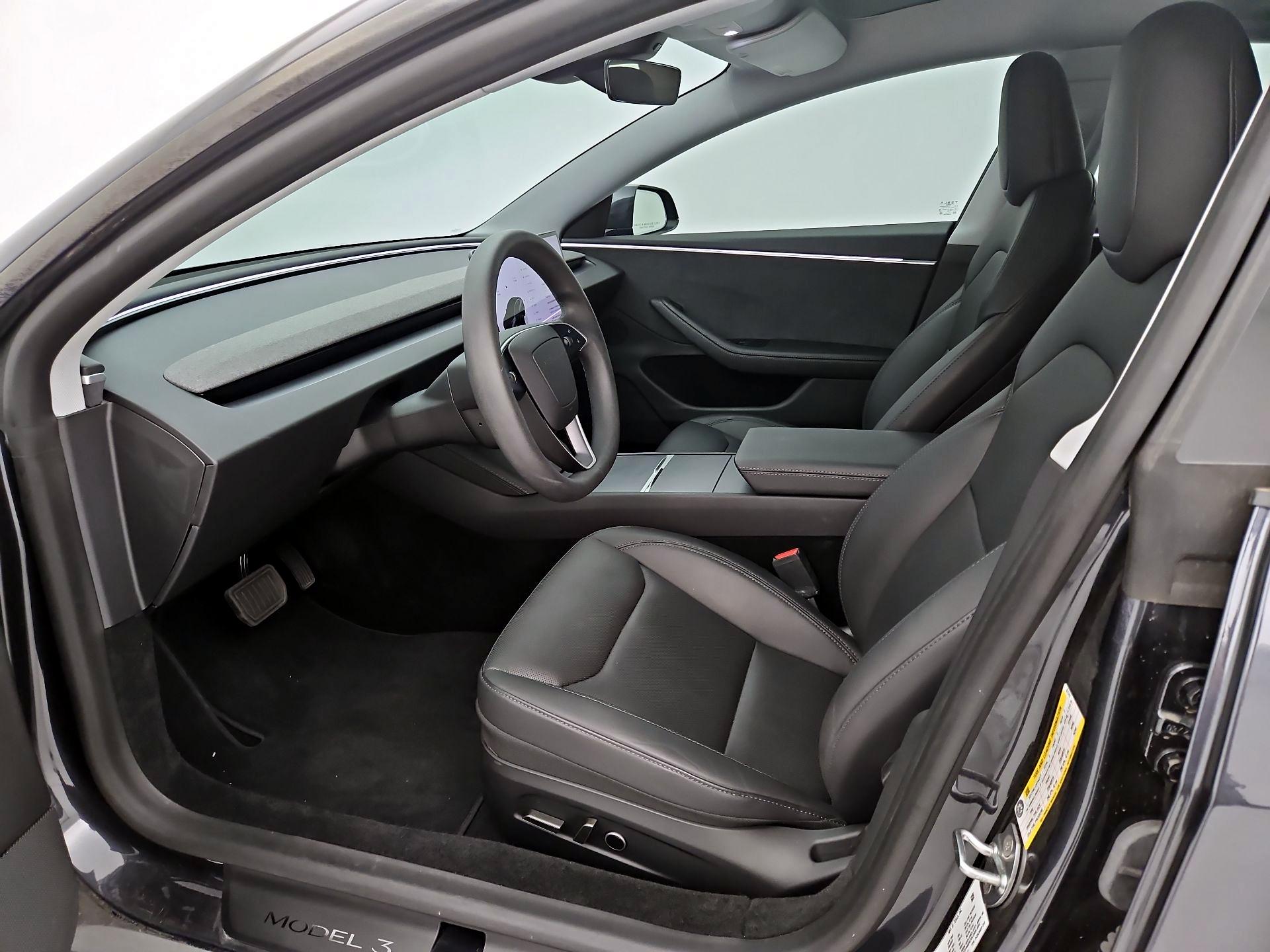Thumbnail: 2025 Tesla Model 3 - 11