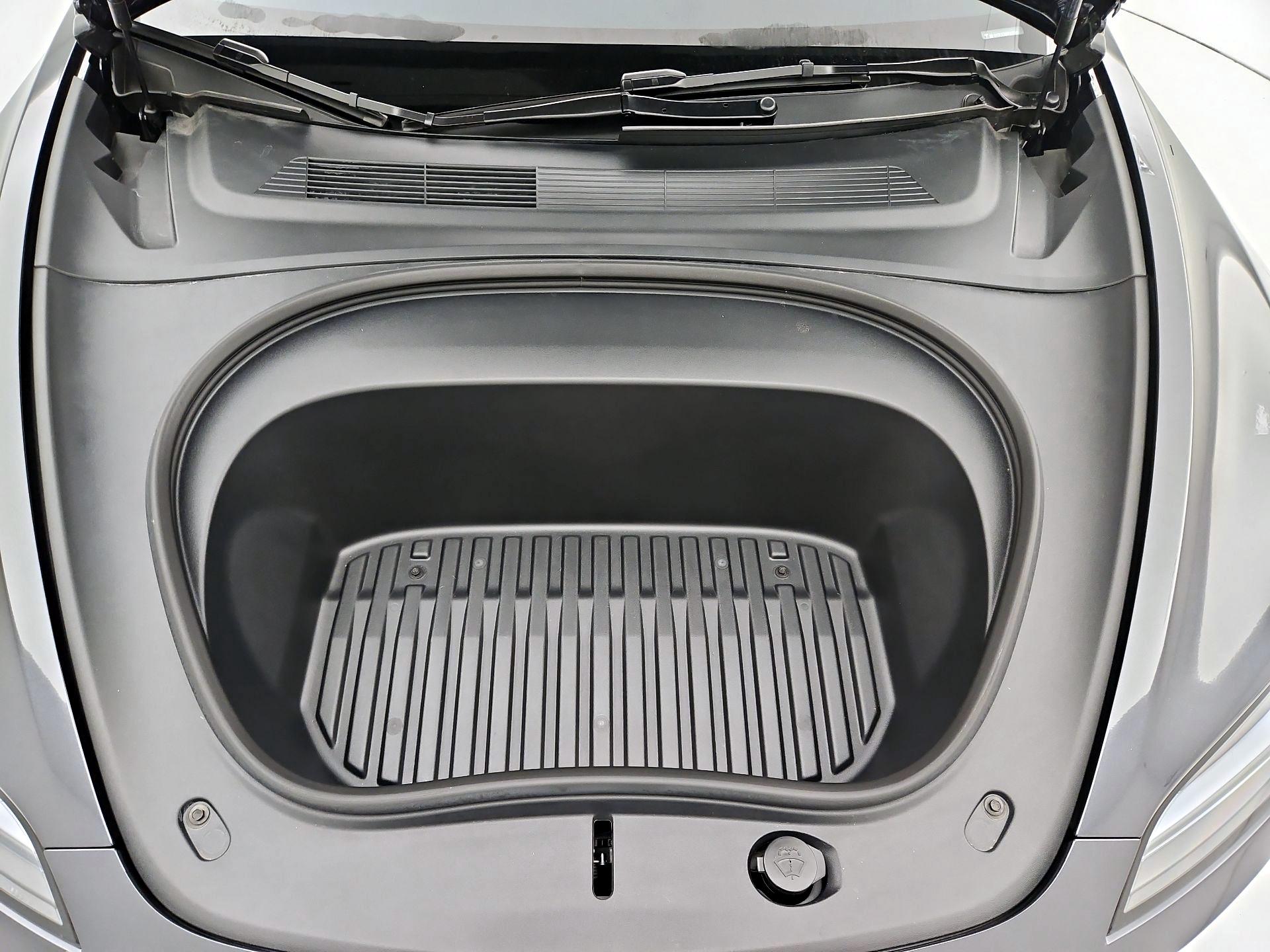 Thumbnail: 2025 Tesla Model 3 - 20