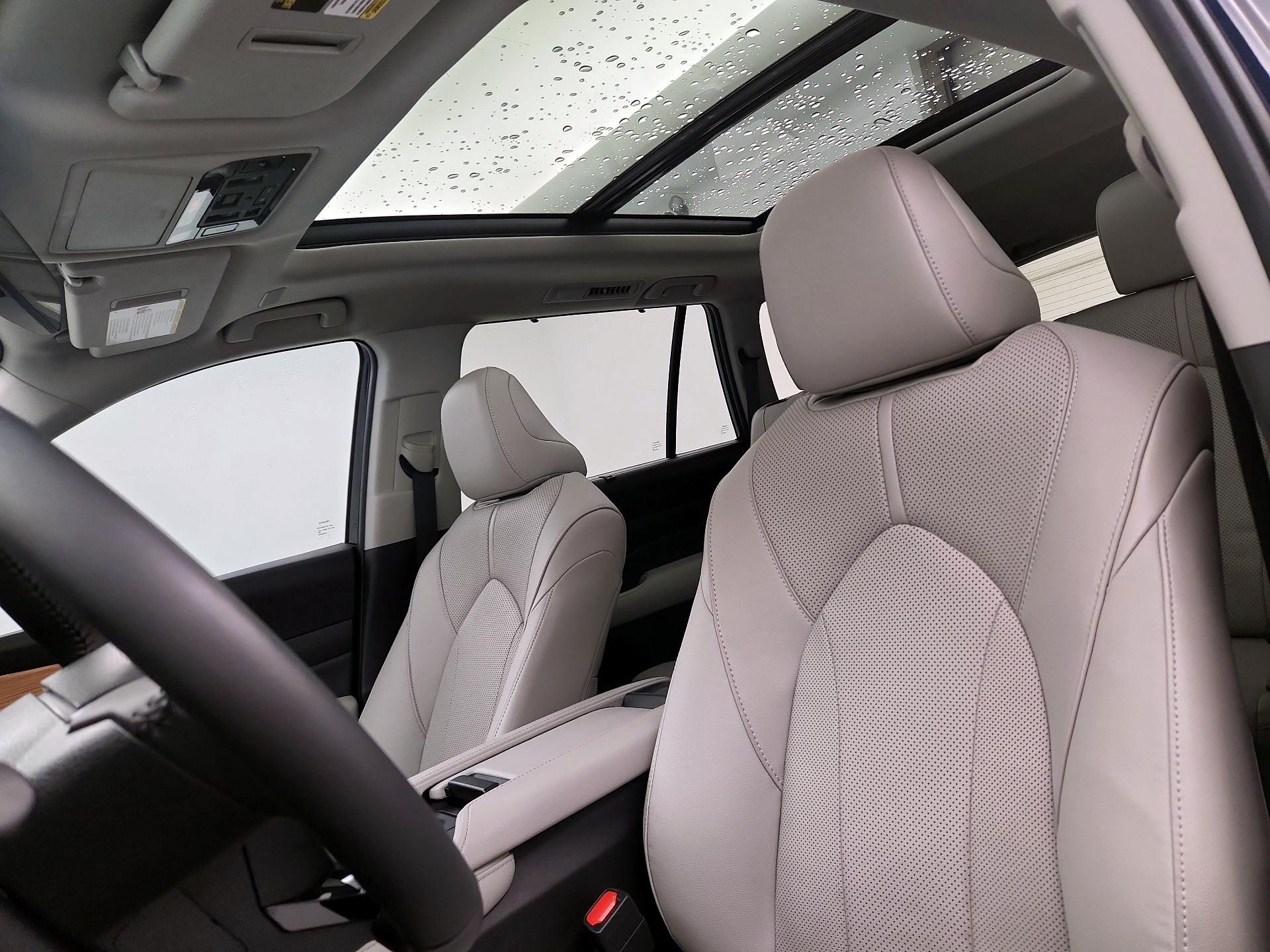 Thumbnail: 2026 Toyota Grand Highlander - 19