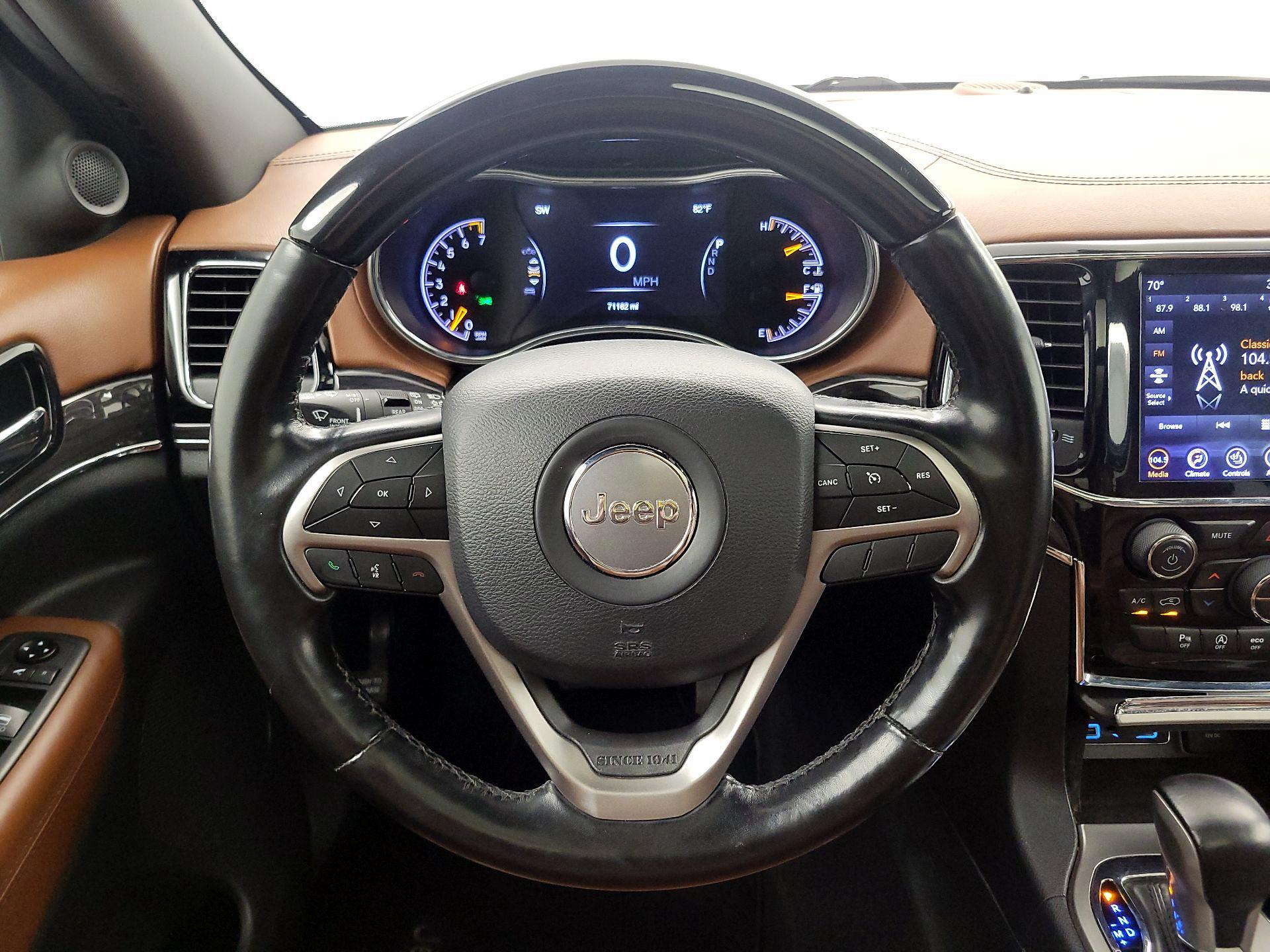 Thumbnail: 2020 Jeep Grand Cherokee - 10