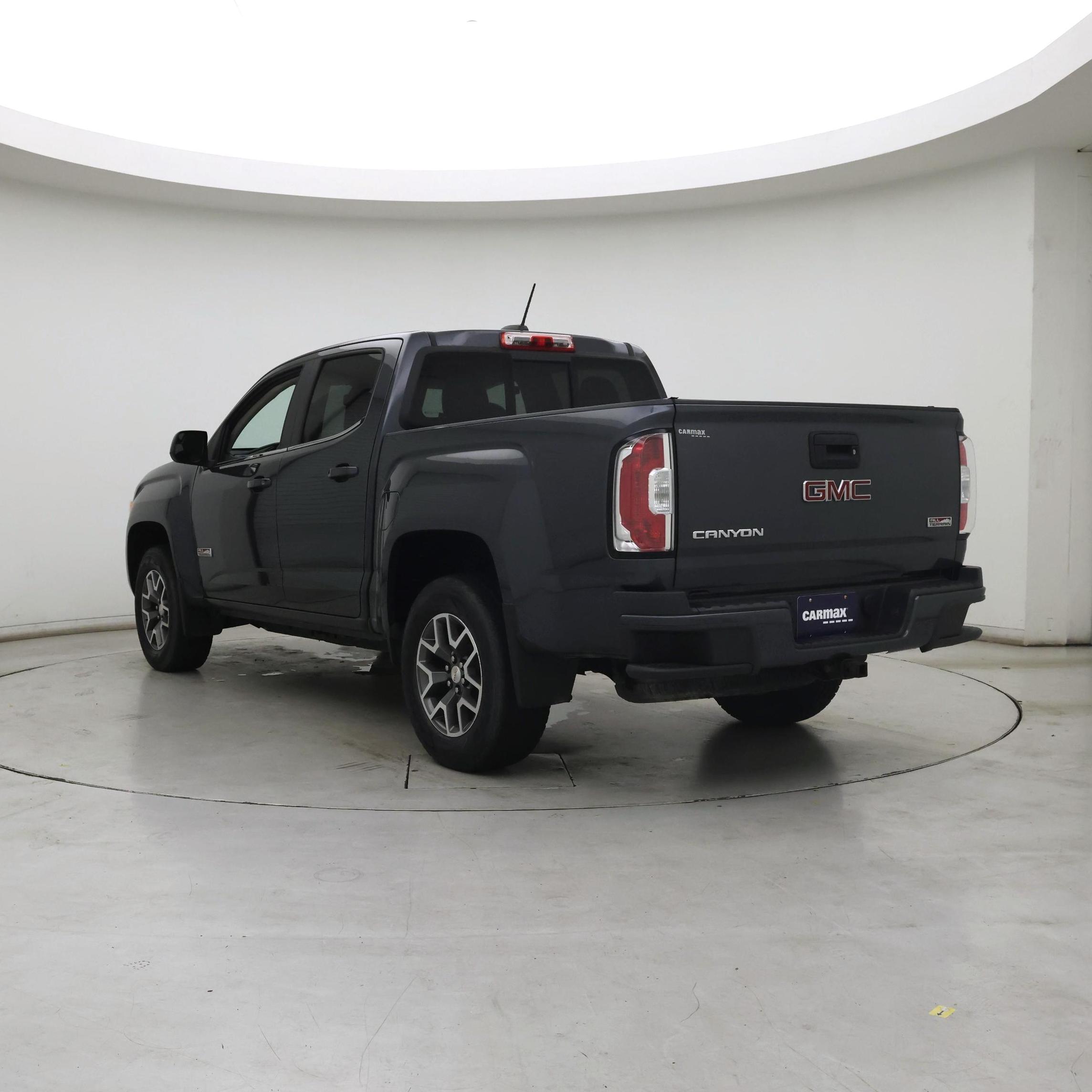 Thumbnail: 2016 GMC Canyon - 2