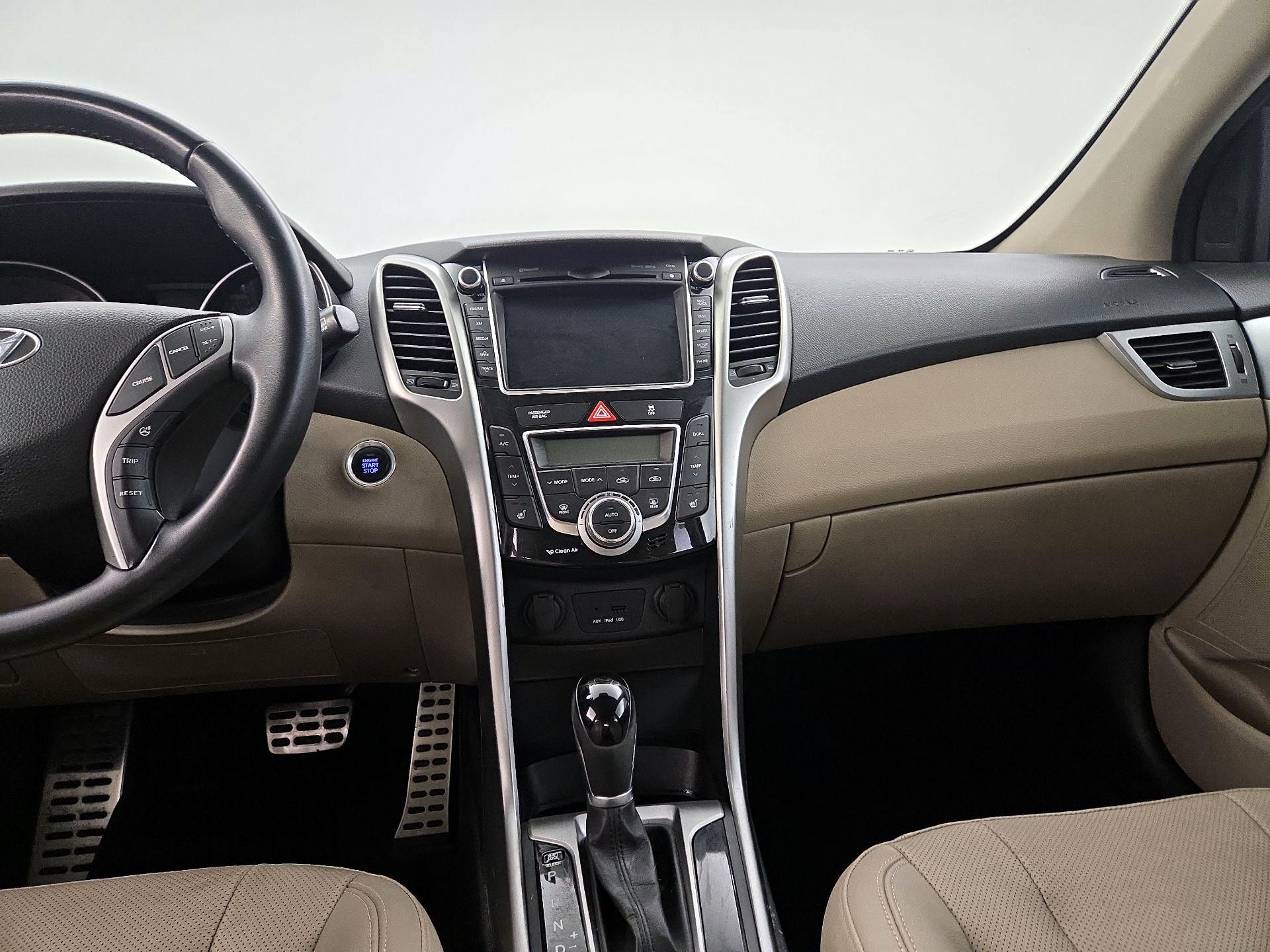 Thumbnail: 2014 Hyundai Elantra - 9