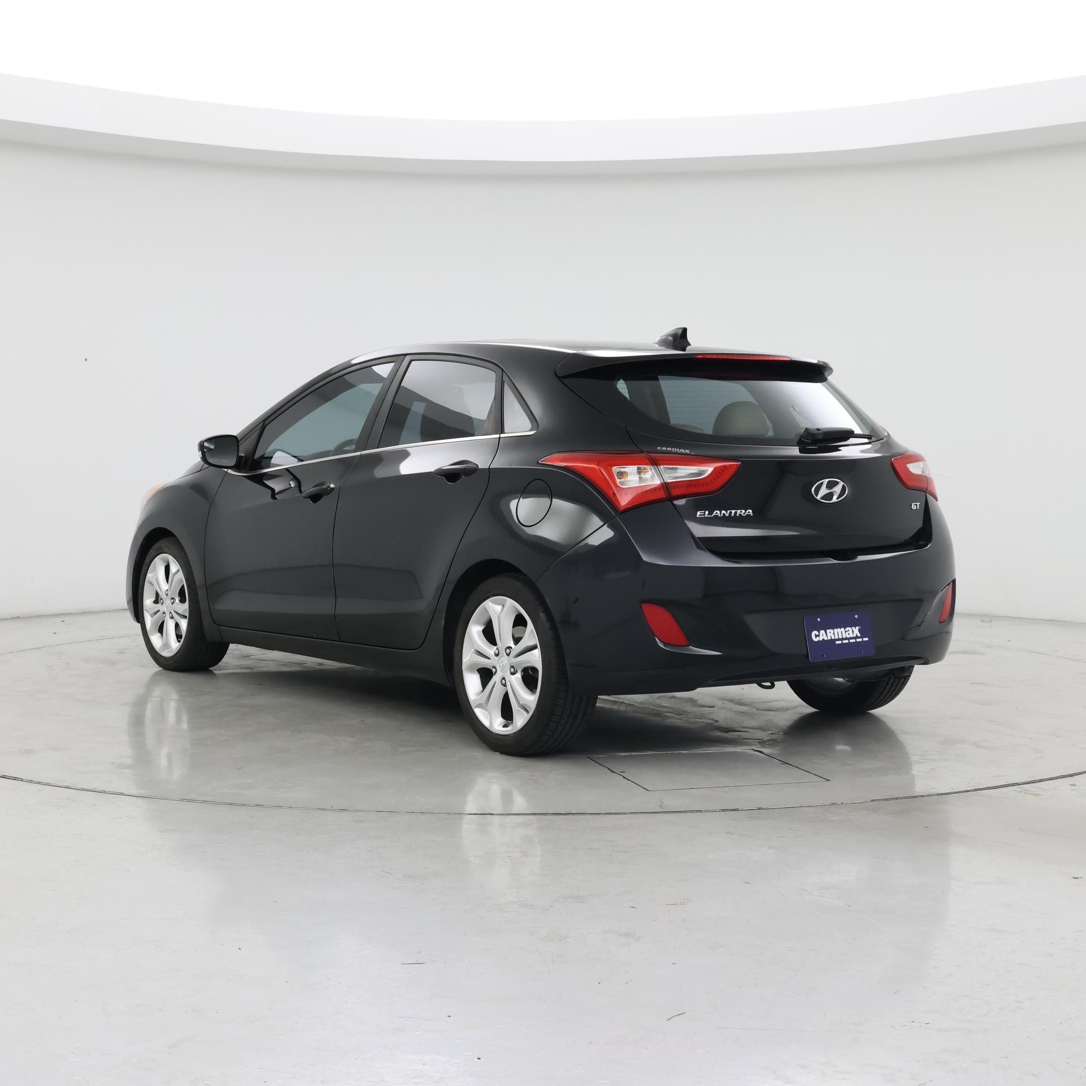 Thumbnail: 2014 Hyundai Elantra - 2