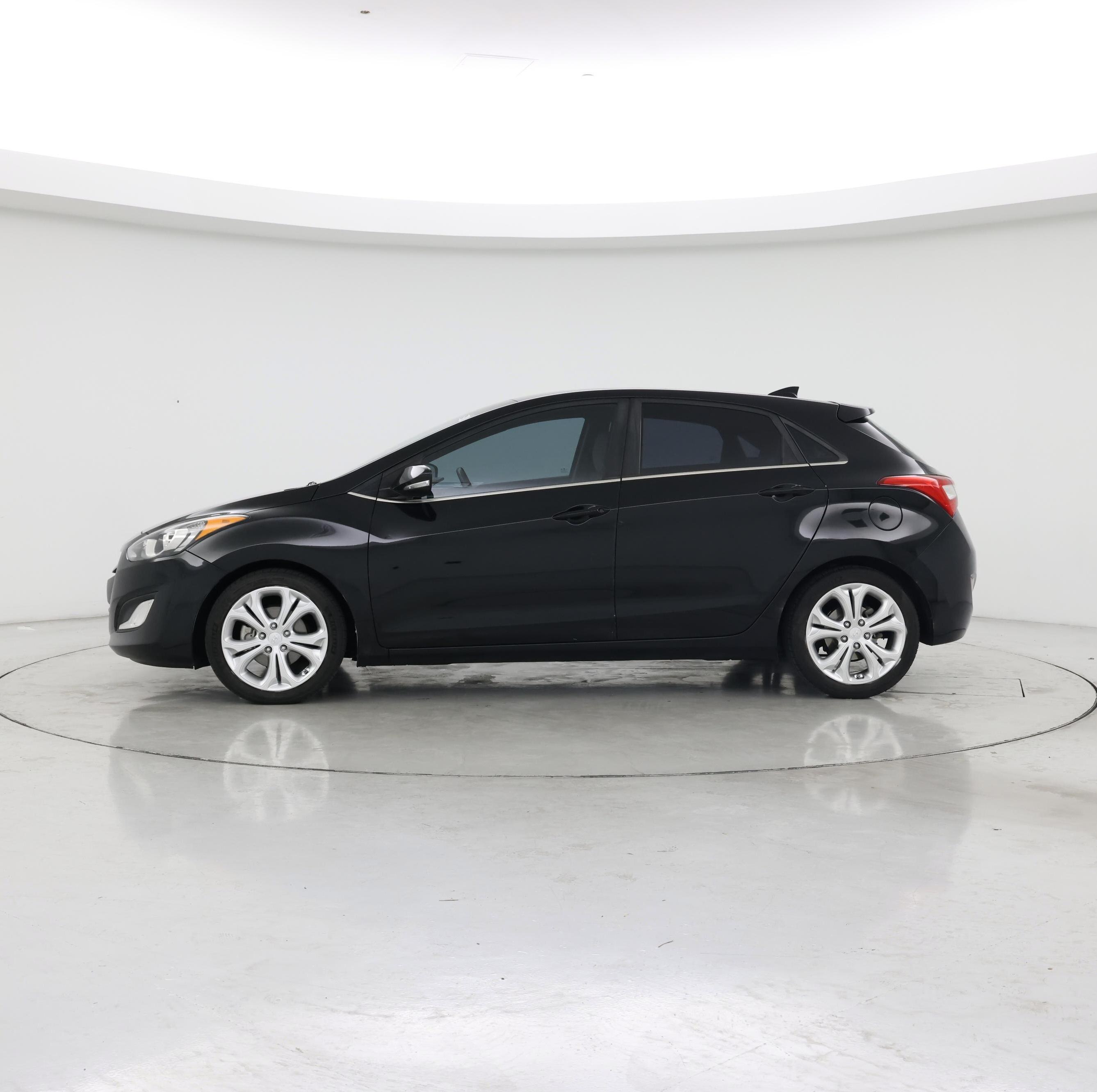 Thumbnail: 2014 Hyundai Elantra - 3