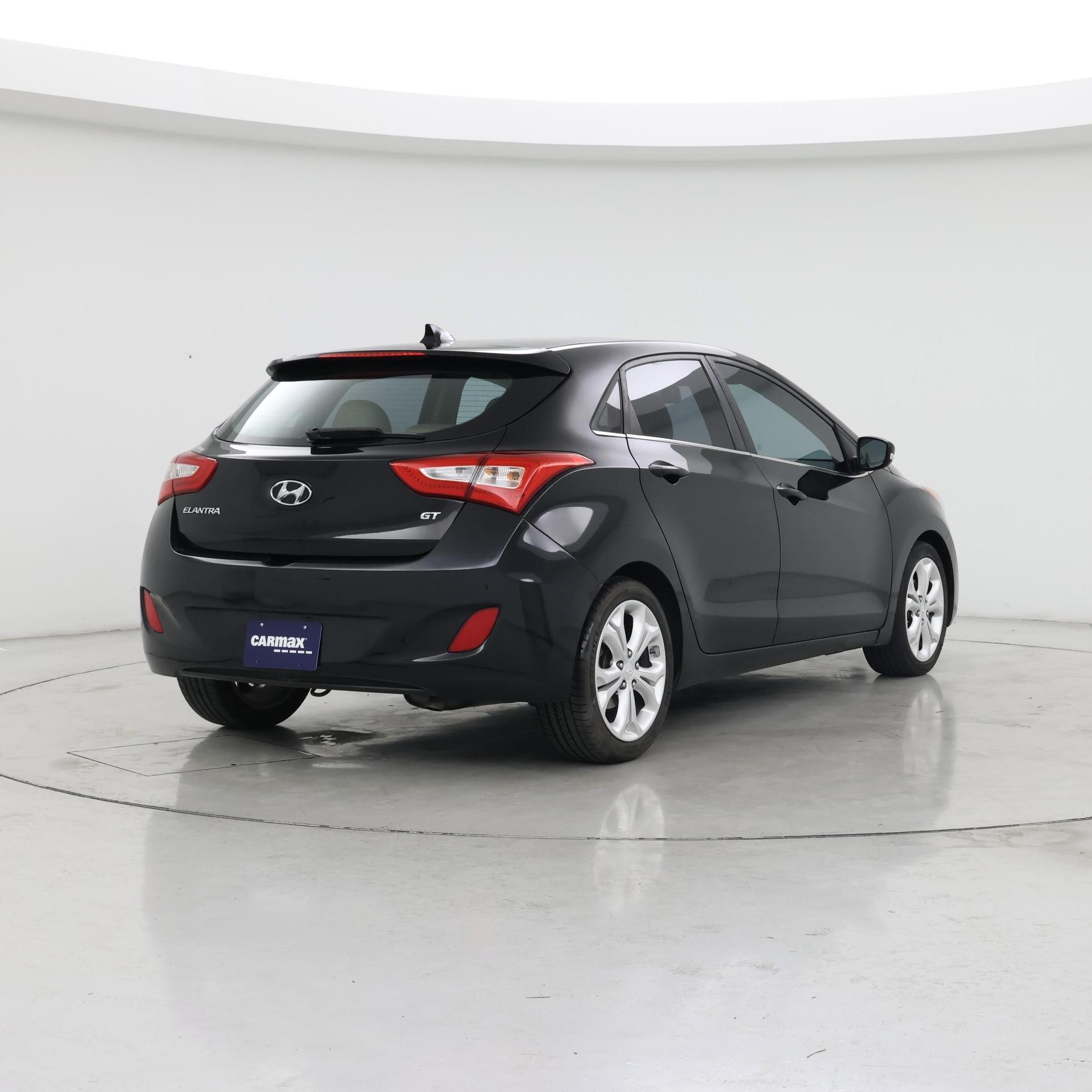 Thumbnail: 2014 Hyundai Elantra - 8