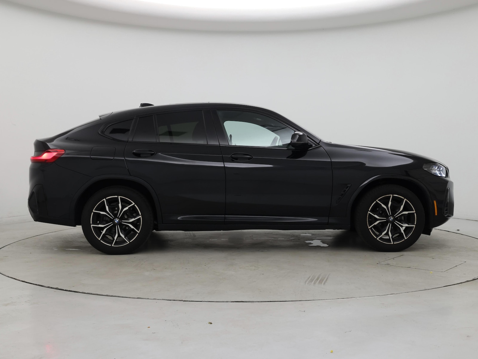 2023 BMW X4 30i - Photo 8