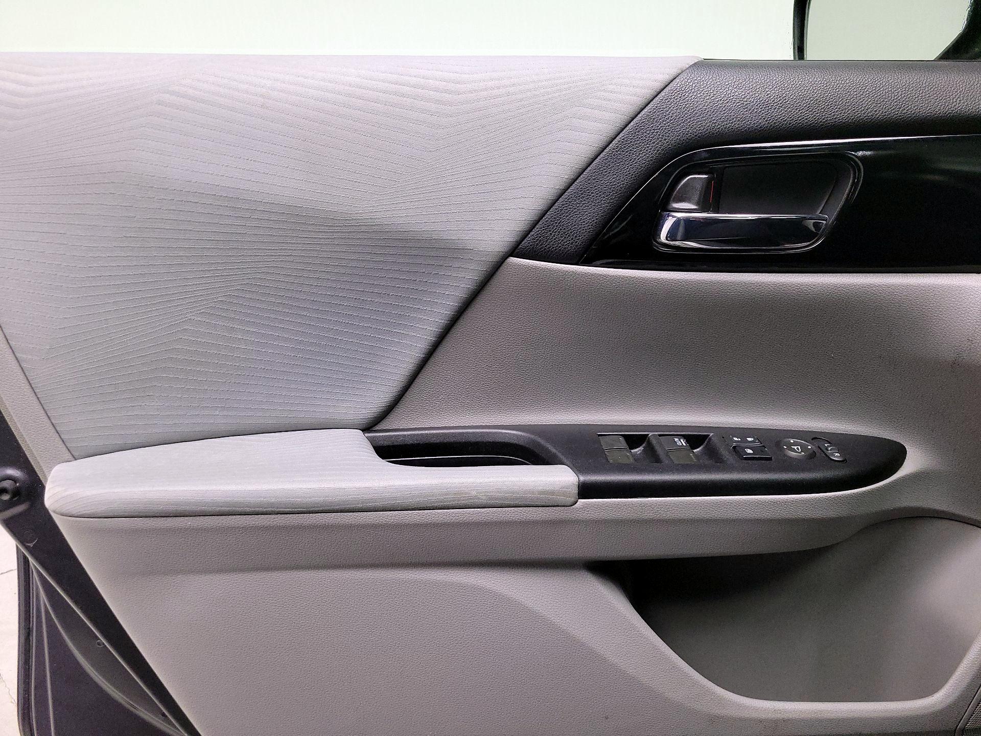 Thumbnail: 2017 Honda Accord - 12