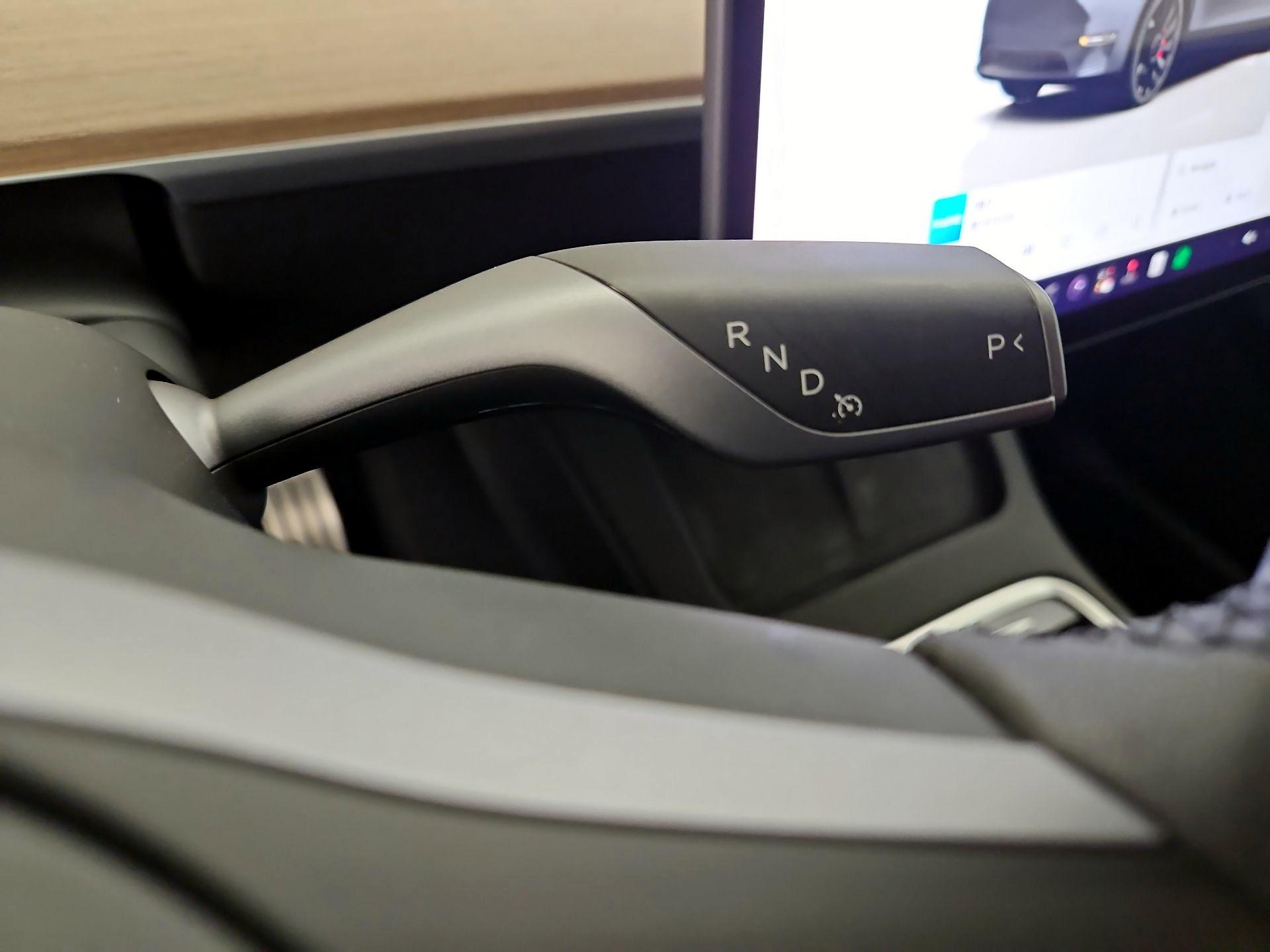 Thumbnail: 2022 Tesla Model Y - 17