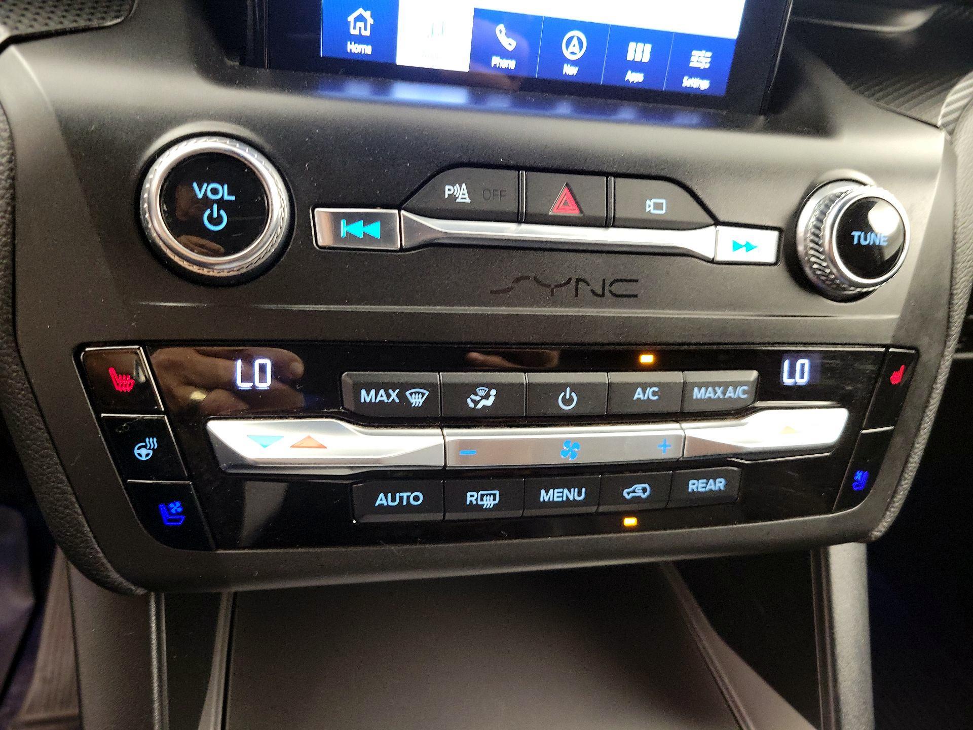 Thumbnail: 2020 Ford Explorer - 17