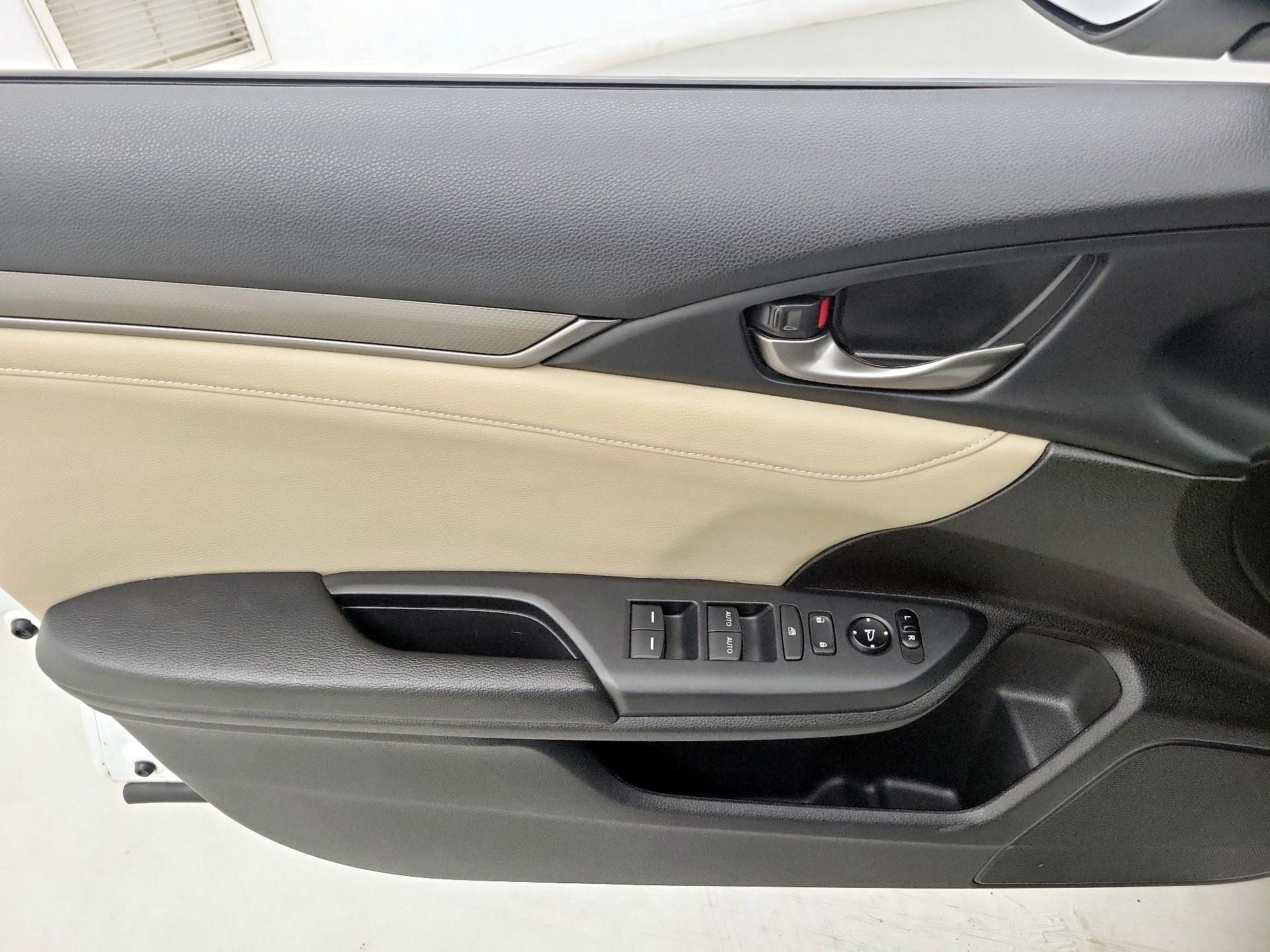 Thumbnail: 2018 Honda Civic - 12