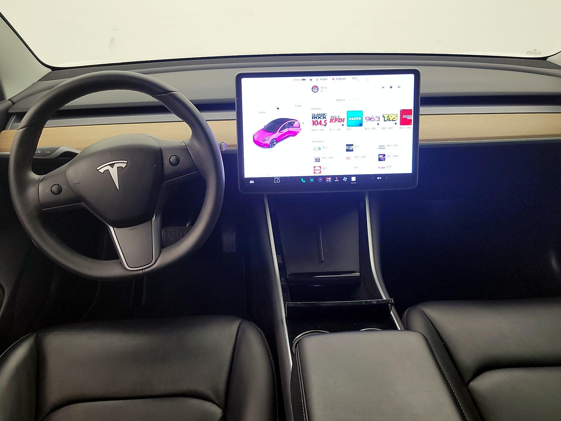 Thumbnail: 2020 Tesla Model 3 - 9