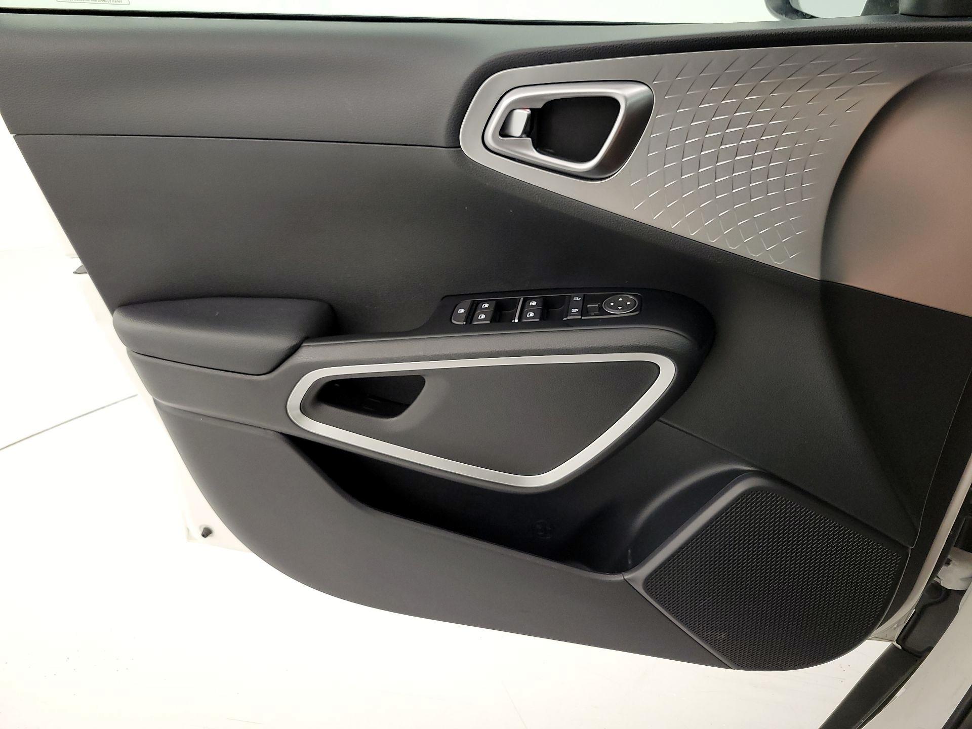 Thumbnail: 2024 Kia Soul - 12