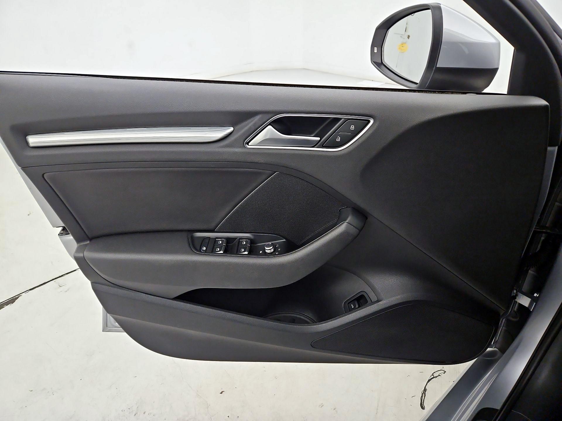 Thumbnail: 2016 Audi A3 - 12