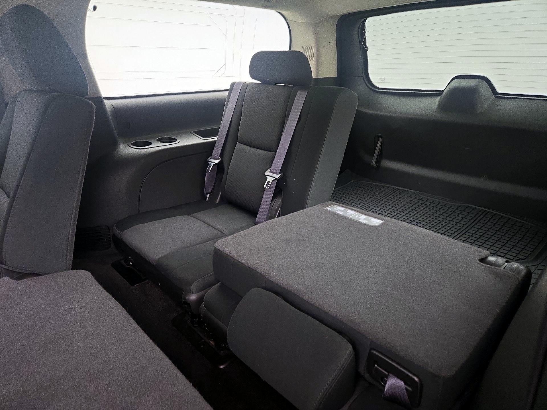 Thumbnail: 2014 Chevrolet Suburban - 20