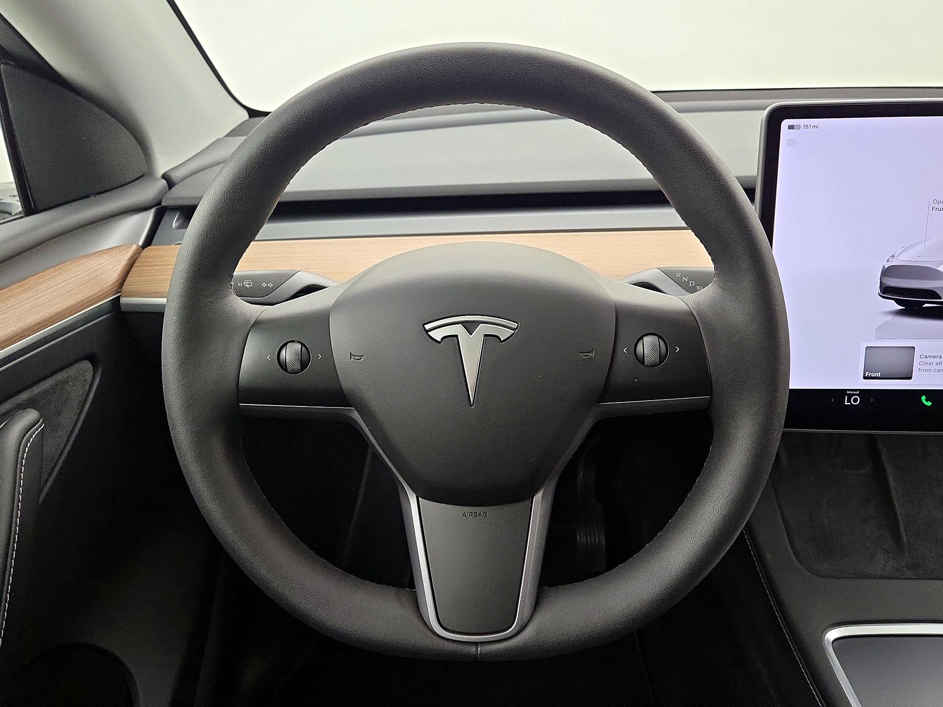 Thumbnail: 2023 Tesla Model Y - 10