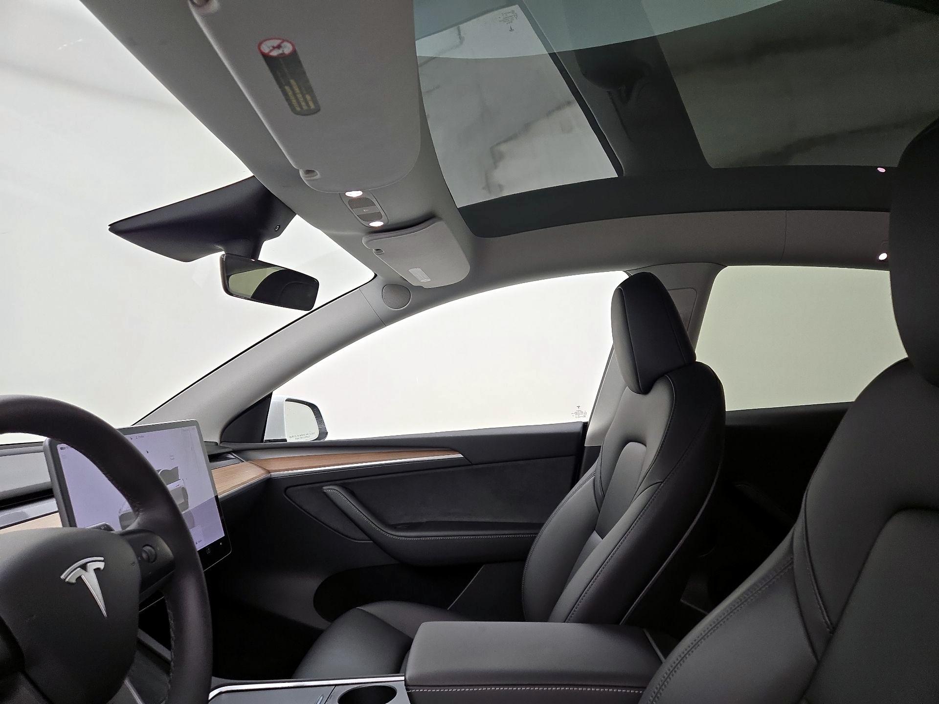 Thumbnail: 2023 Tesla Model Y - 19