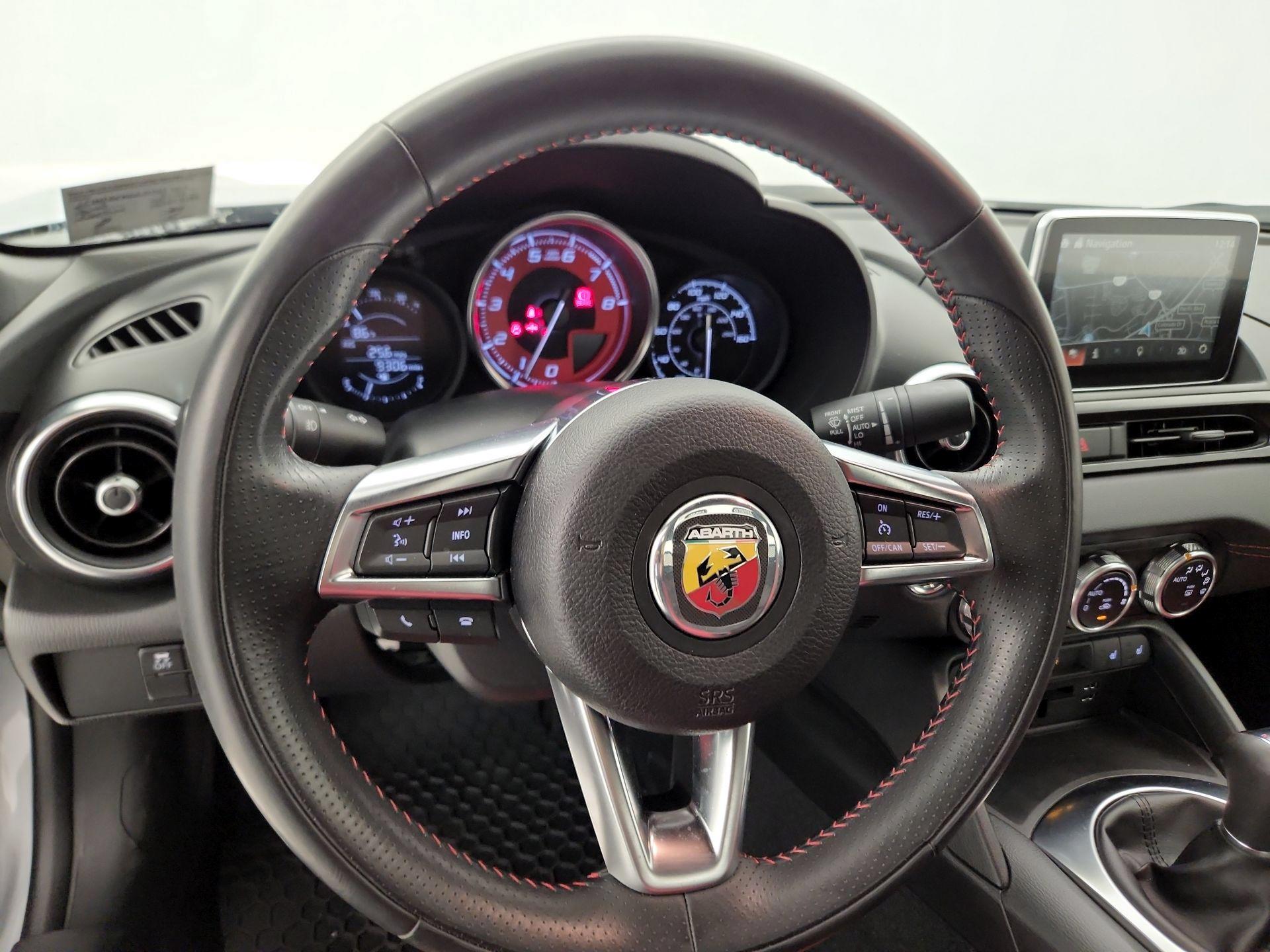 Thumbnail: 2020 Fiat 124 Spider - 10