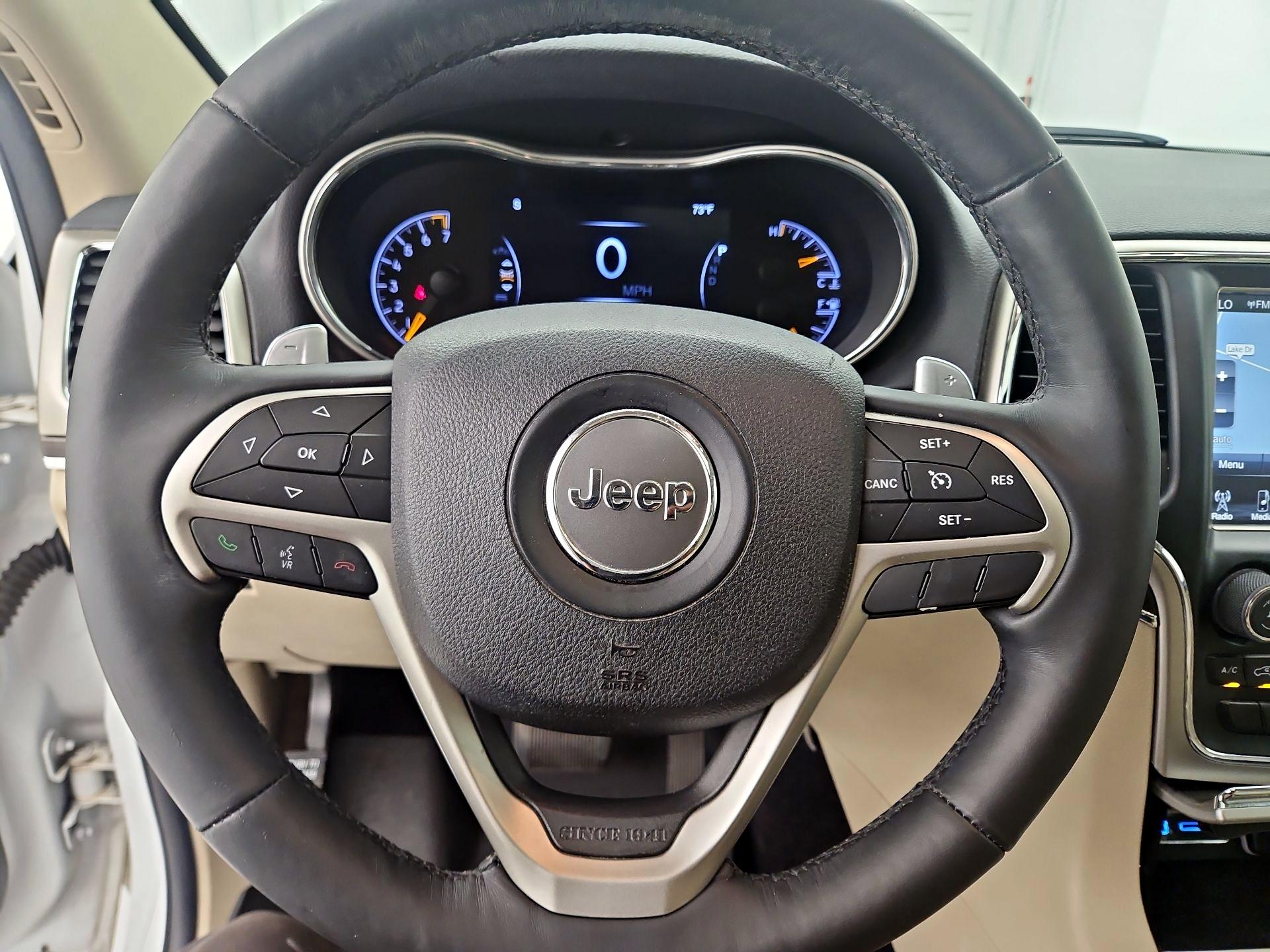 Thumbnail: 2017 Jeep Grand Cherokee - 10