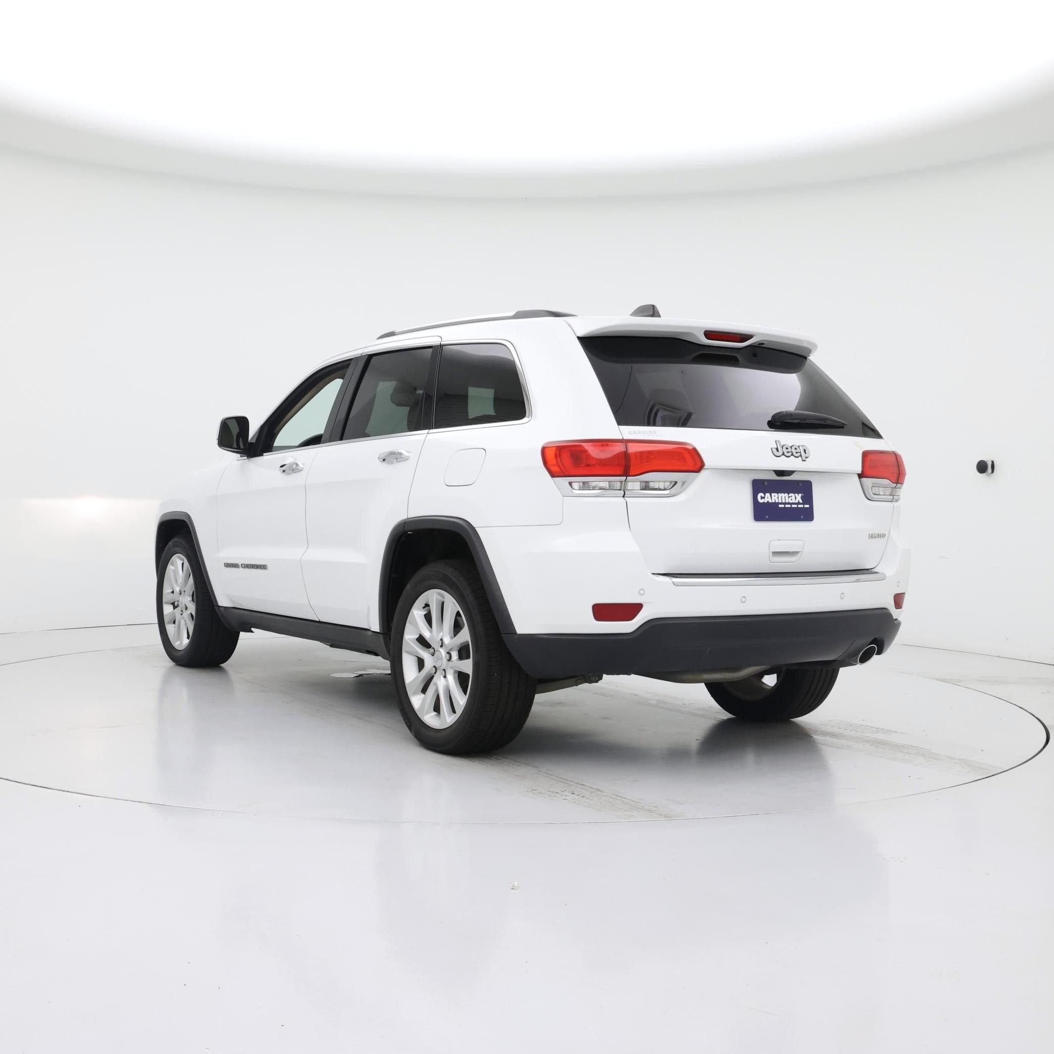 Thumbnail: 2017 Jeep Grand Cherokee - 2