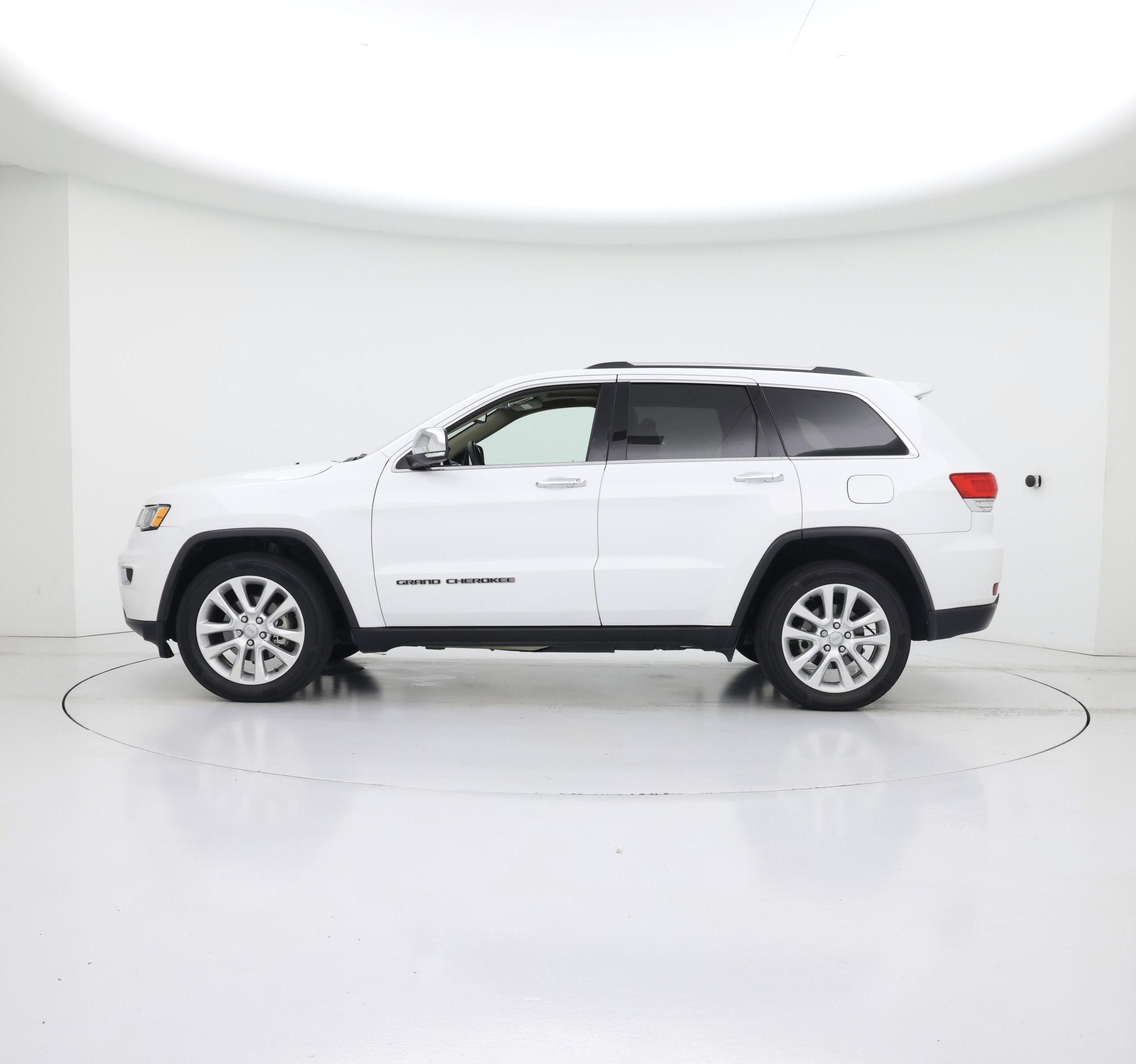 Thumbnail: 2017 Jeep Grand Cherokee - 3