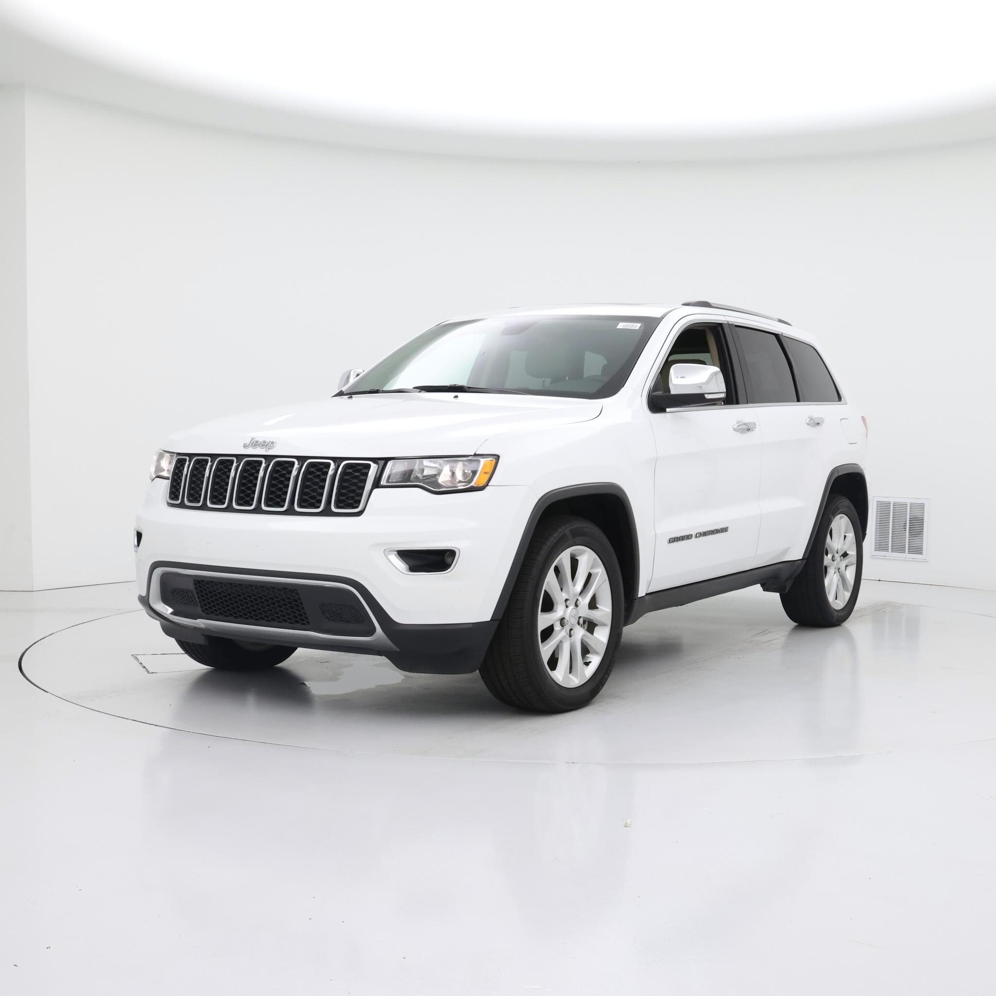 Thumbnail: 2017 Jeep Grand Cherokee - 4