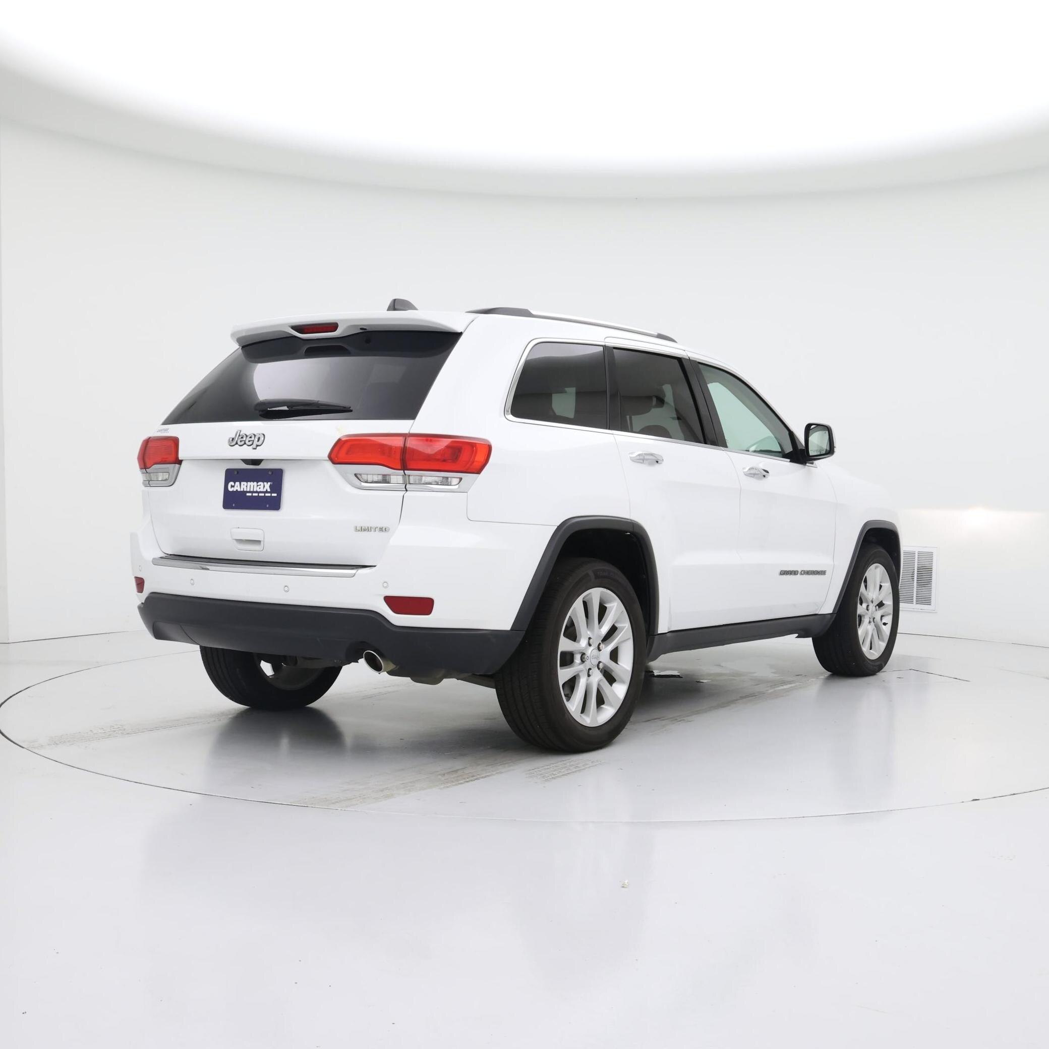 Thumbnail: 2017 Jeep Grand Cherokee - 8