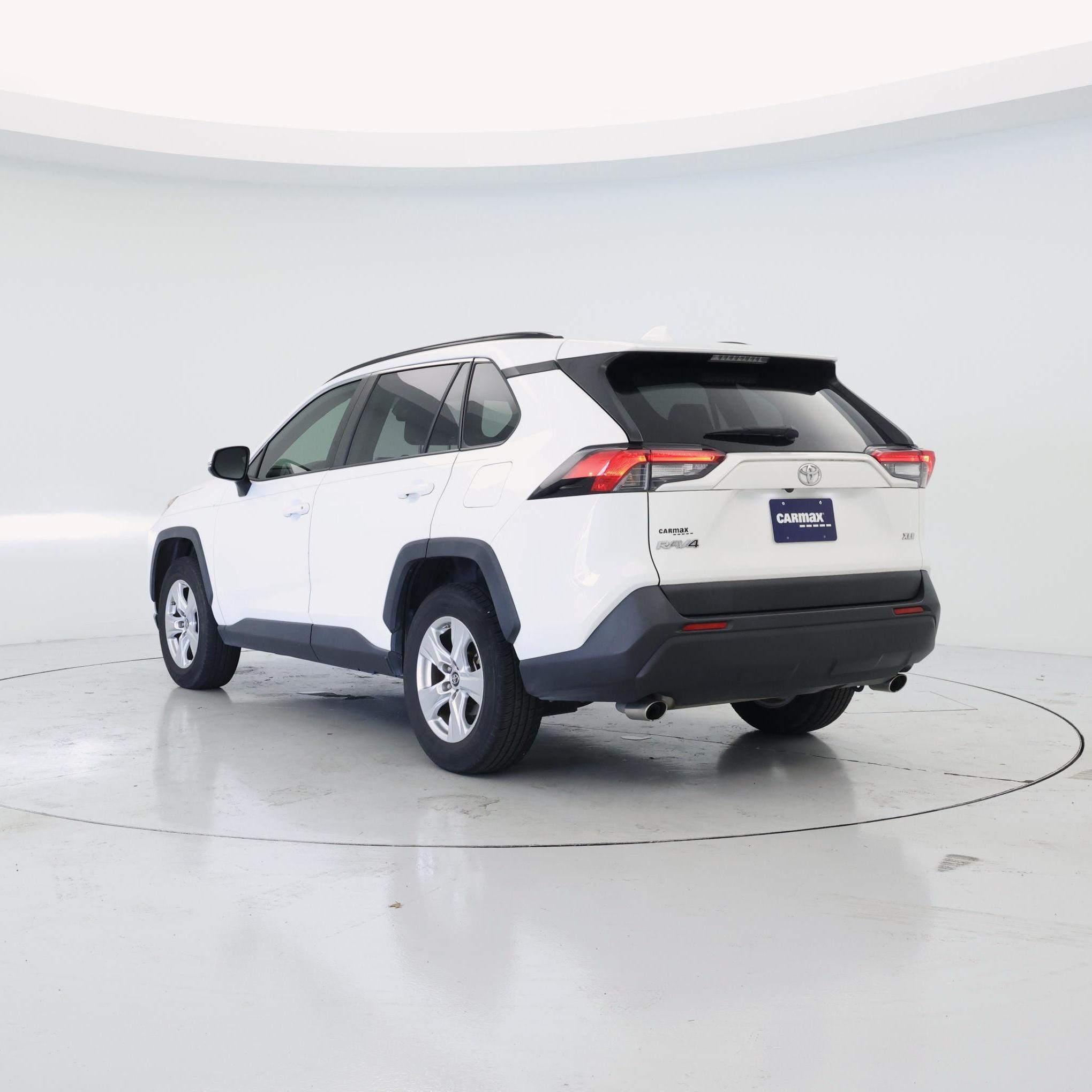 Thumbnail: 2019 Toyota RAV4 - 2
