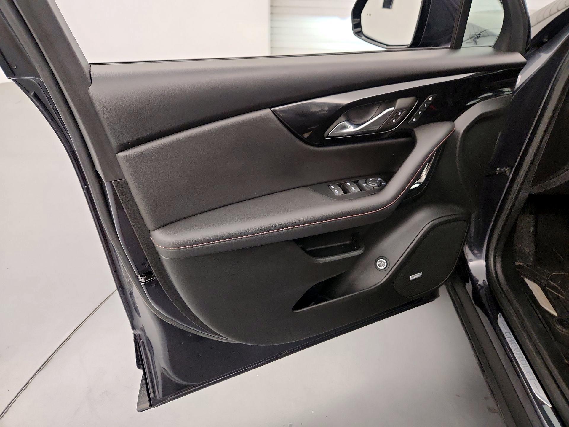 Thumbnail: 2021 Chevrolet Blazer - 12