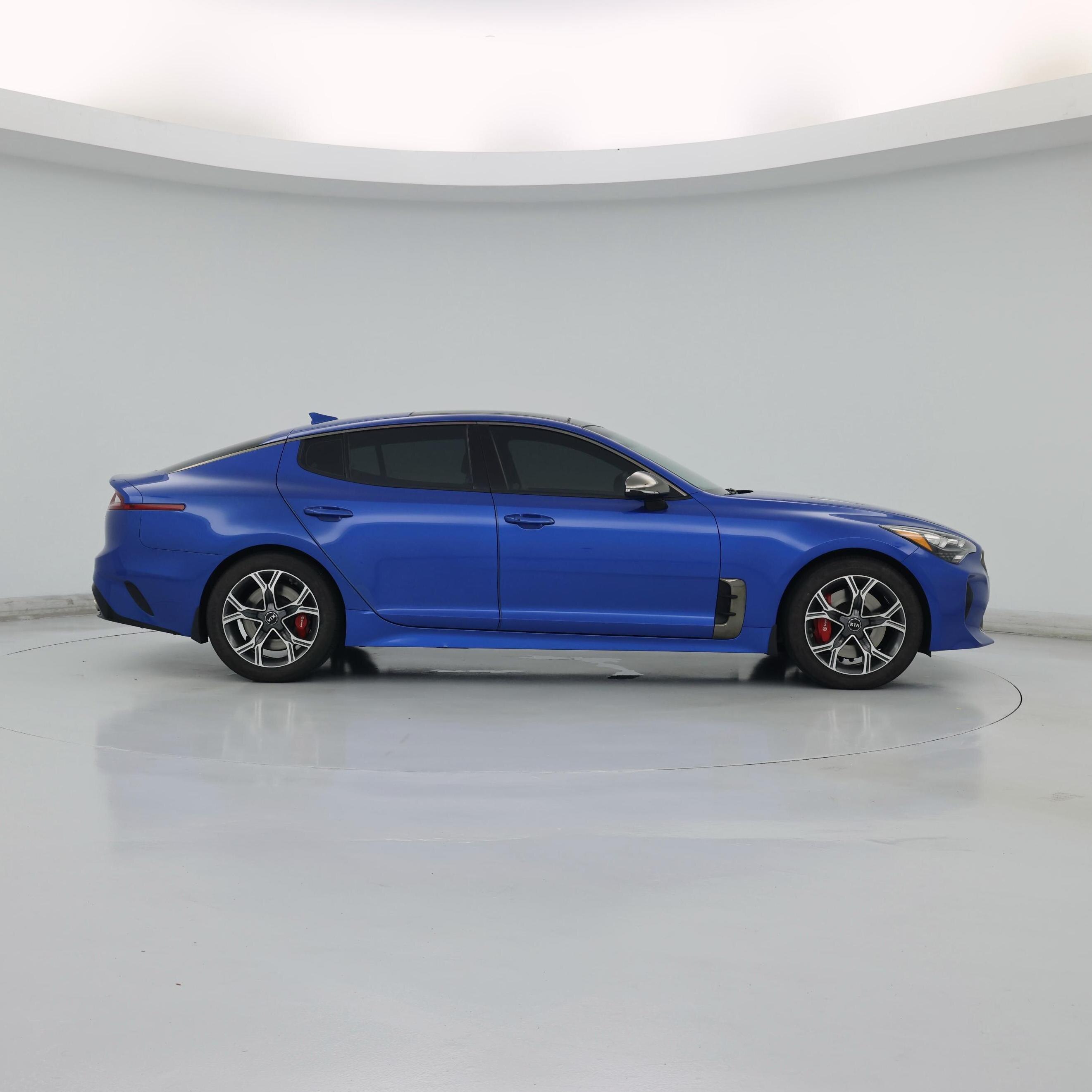 Thumbnail: 2018 Kia Stinger - 7