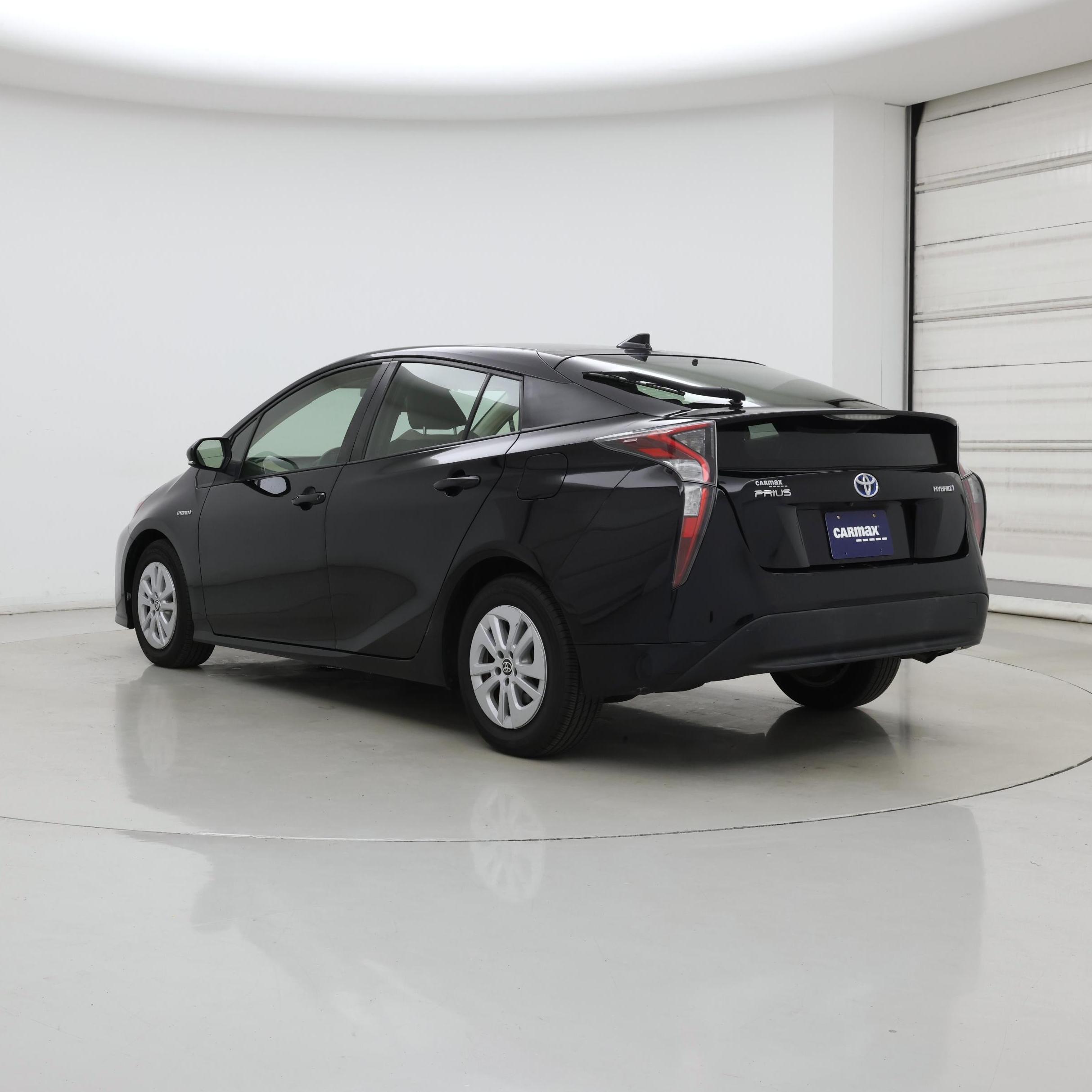 Thumbnail: 2016 Toyota Prius - 2