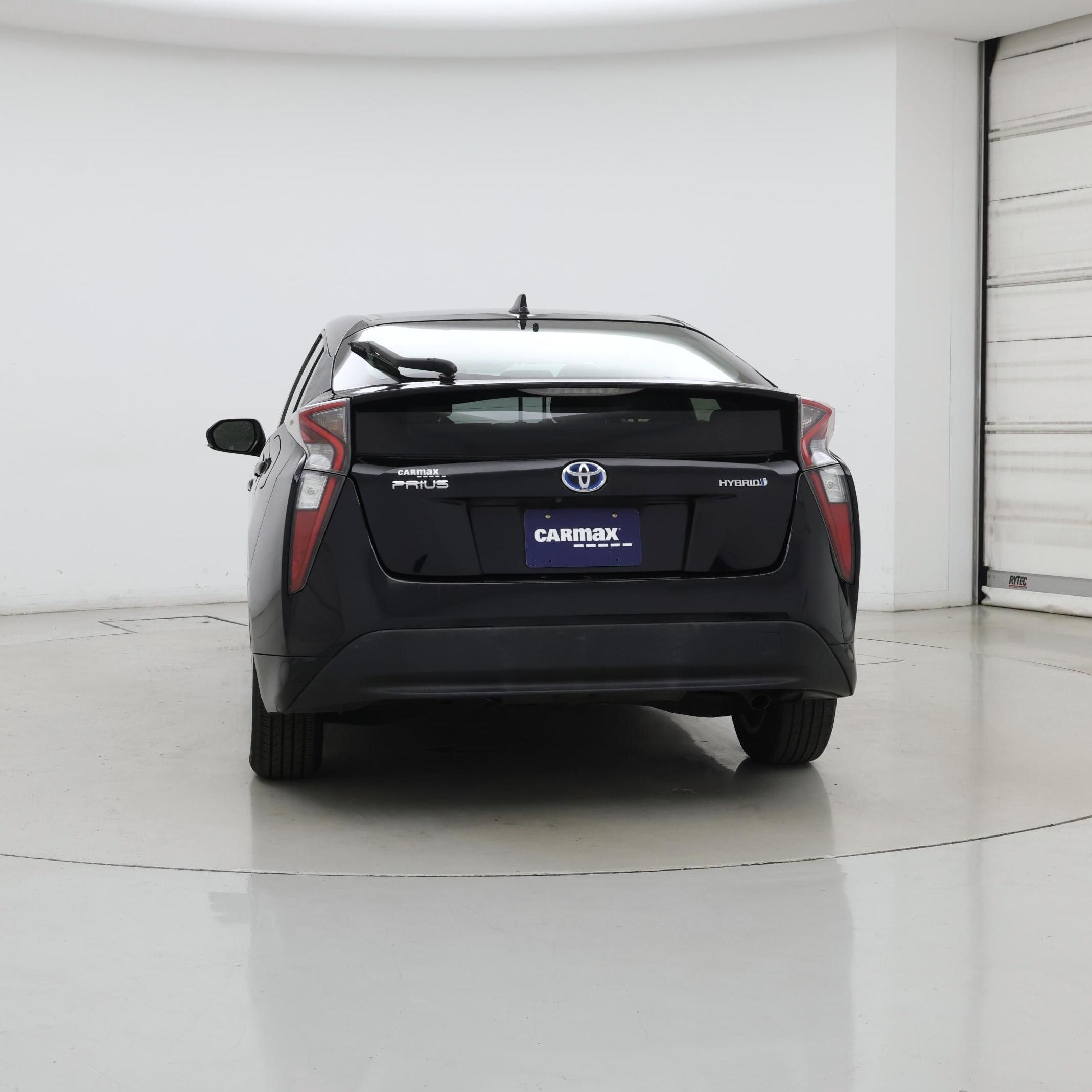 Thumbnail: 2016 Toyota Prius - 6