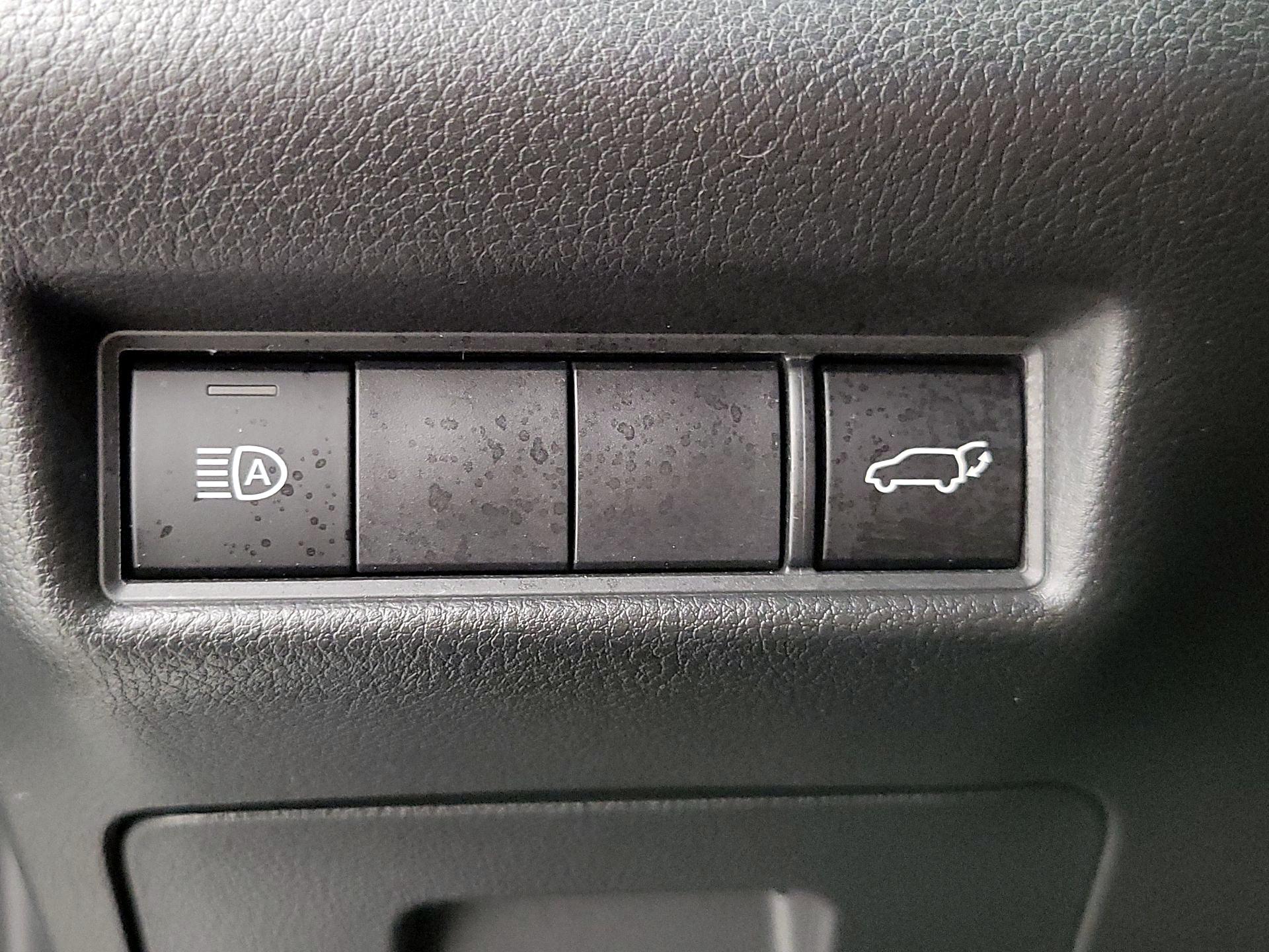 Thumbnail: 2025 Toyota Highlander - 13